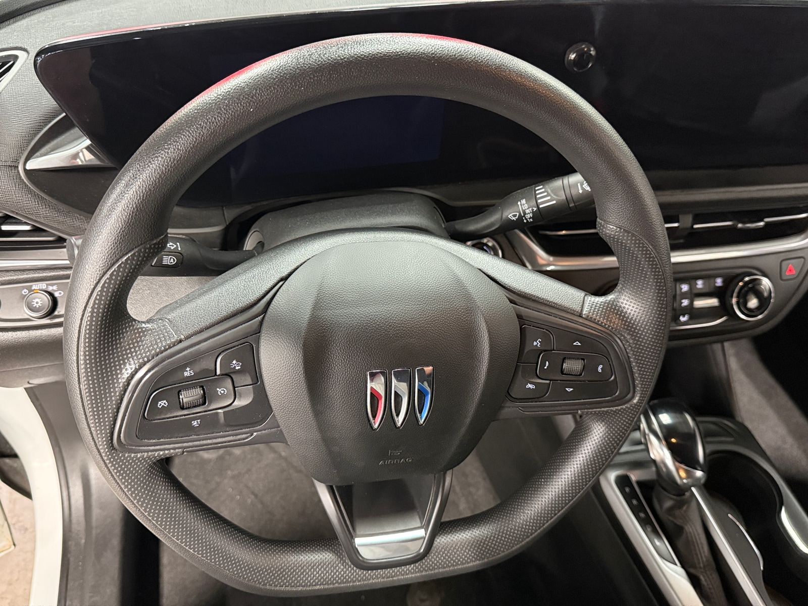 Thumbnail: 2024 Buick Envista - 4
