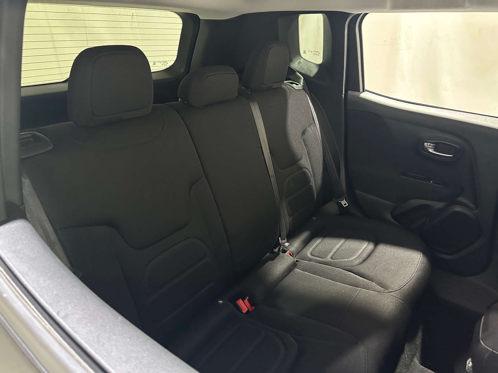 Thumbnail: 2019 Jeep Renegade - 6