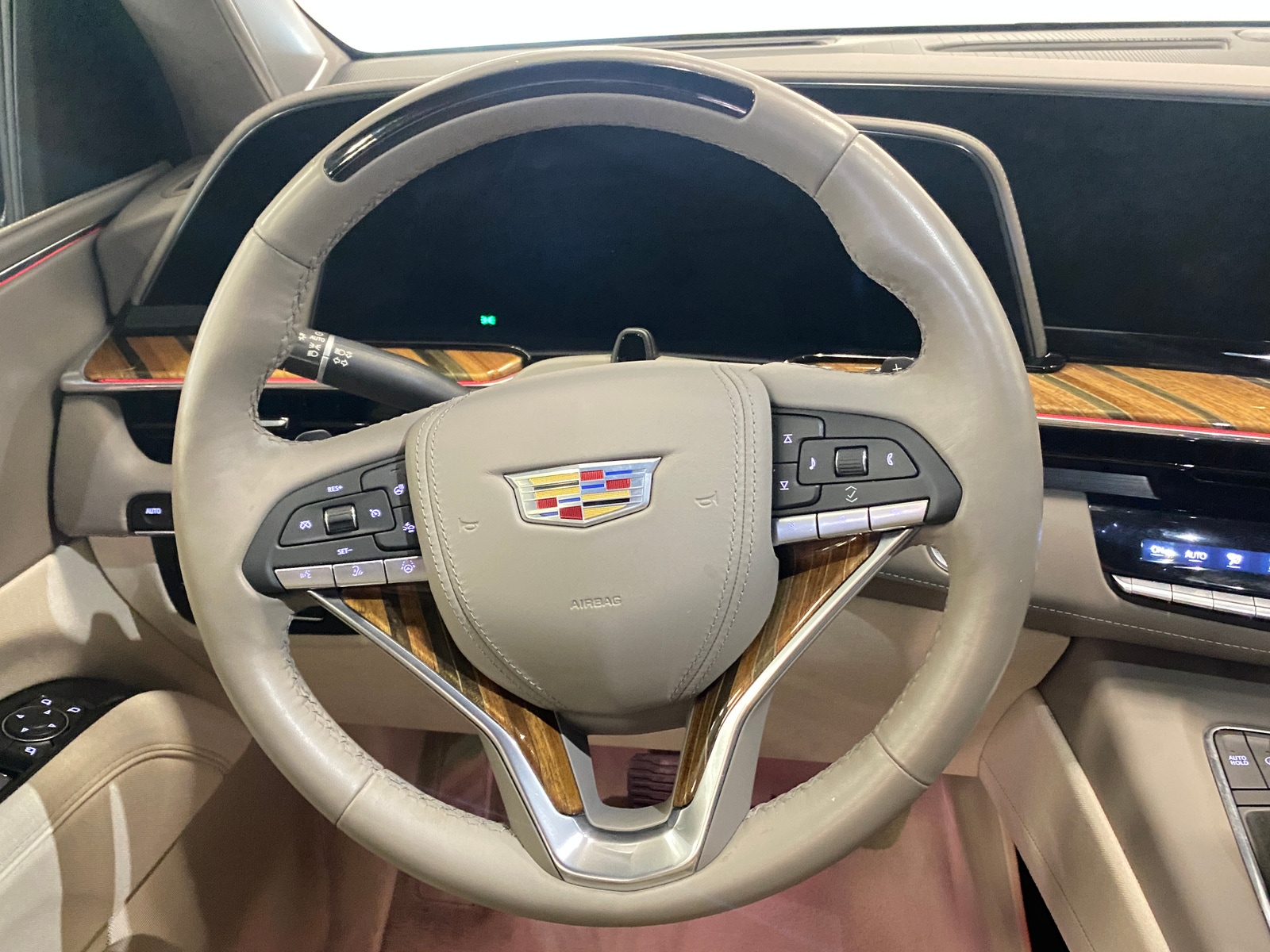 Thumbnail: 2021 Cadillac Escalade - 5