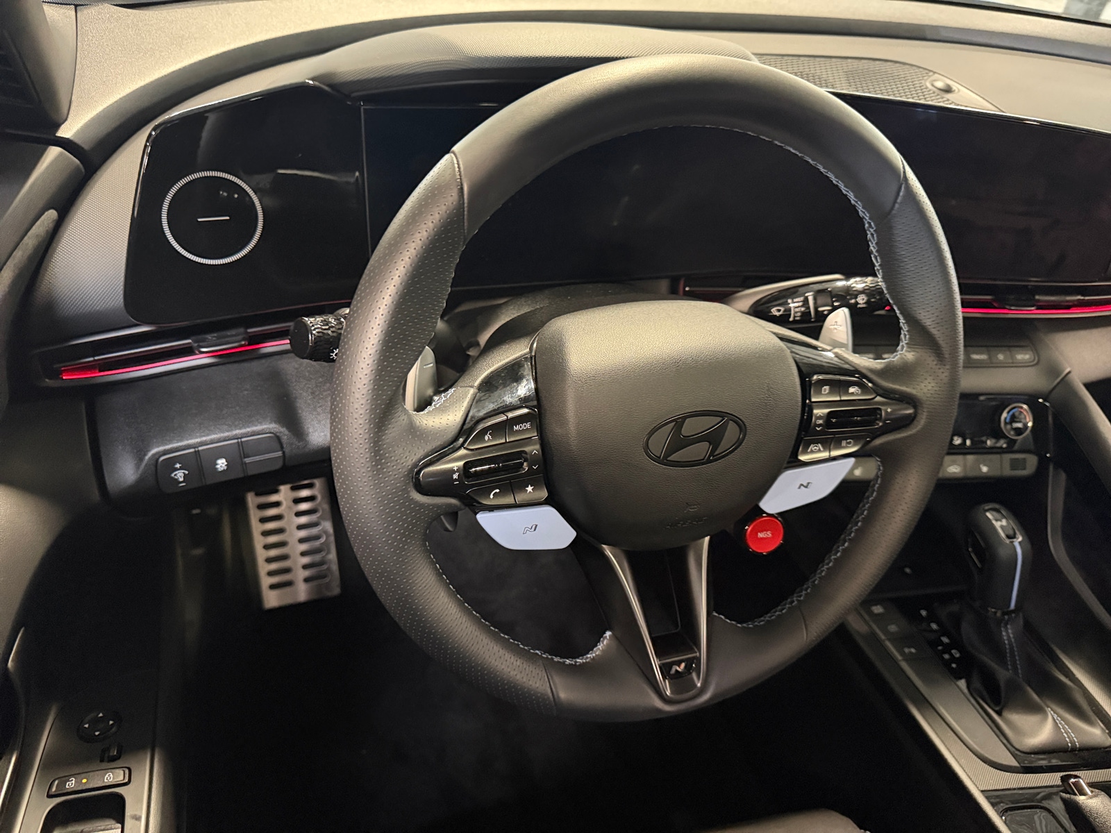 Thumbnail: 2025 Hyundai Elantra - 4