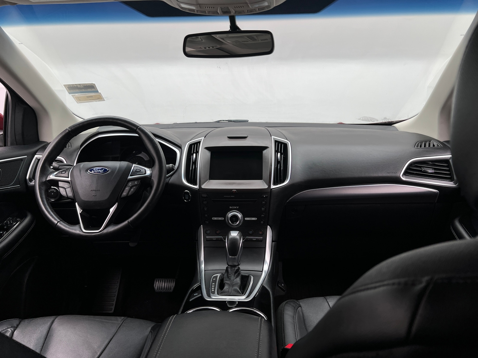 Thumbnail: 2017 Ford Edge - 2