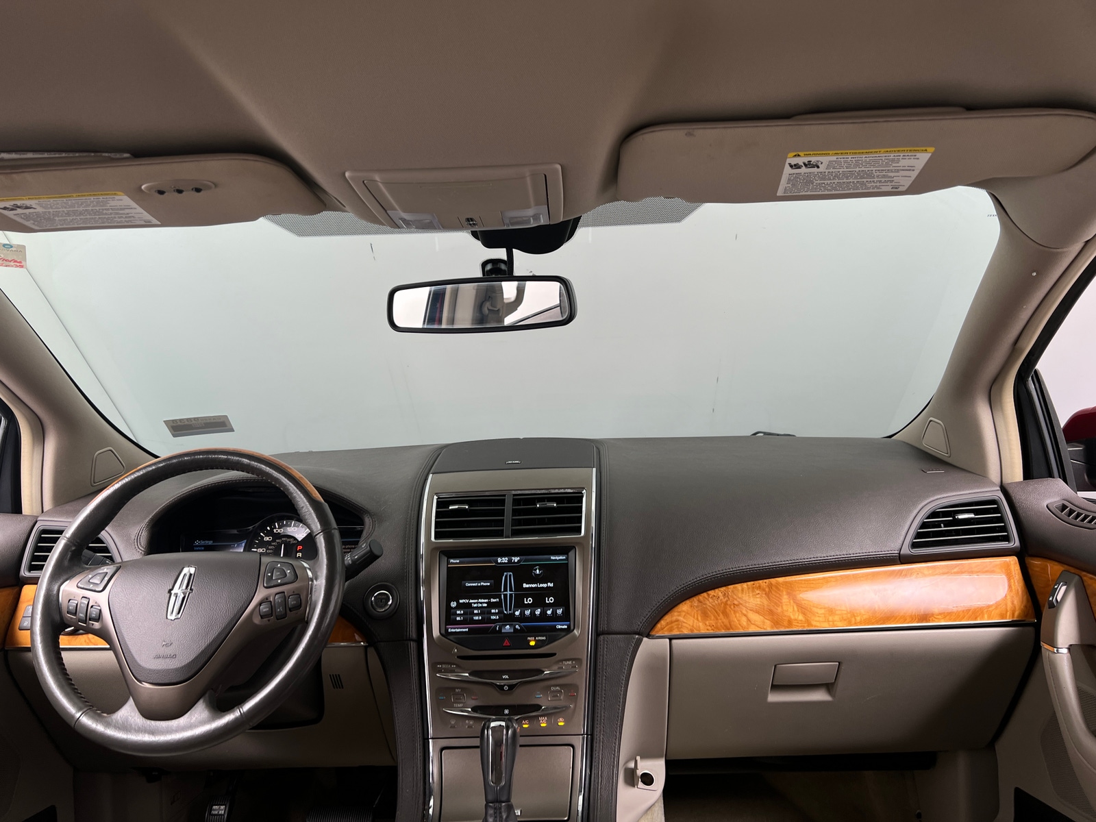 Thumbnail: 2015 Lincoln MKX - 2