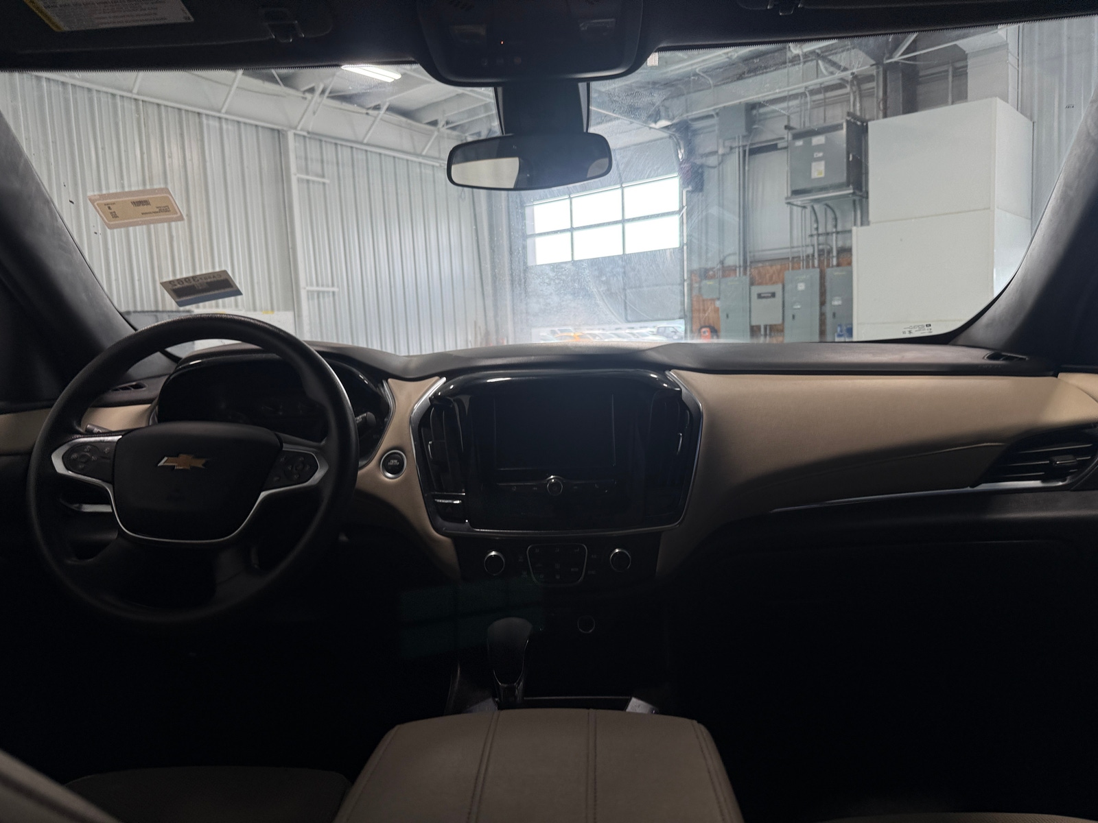 Thumbnail: 2023 Chevrolet Traverse - 3
