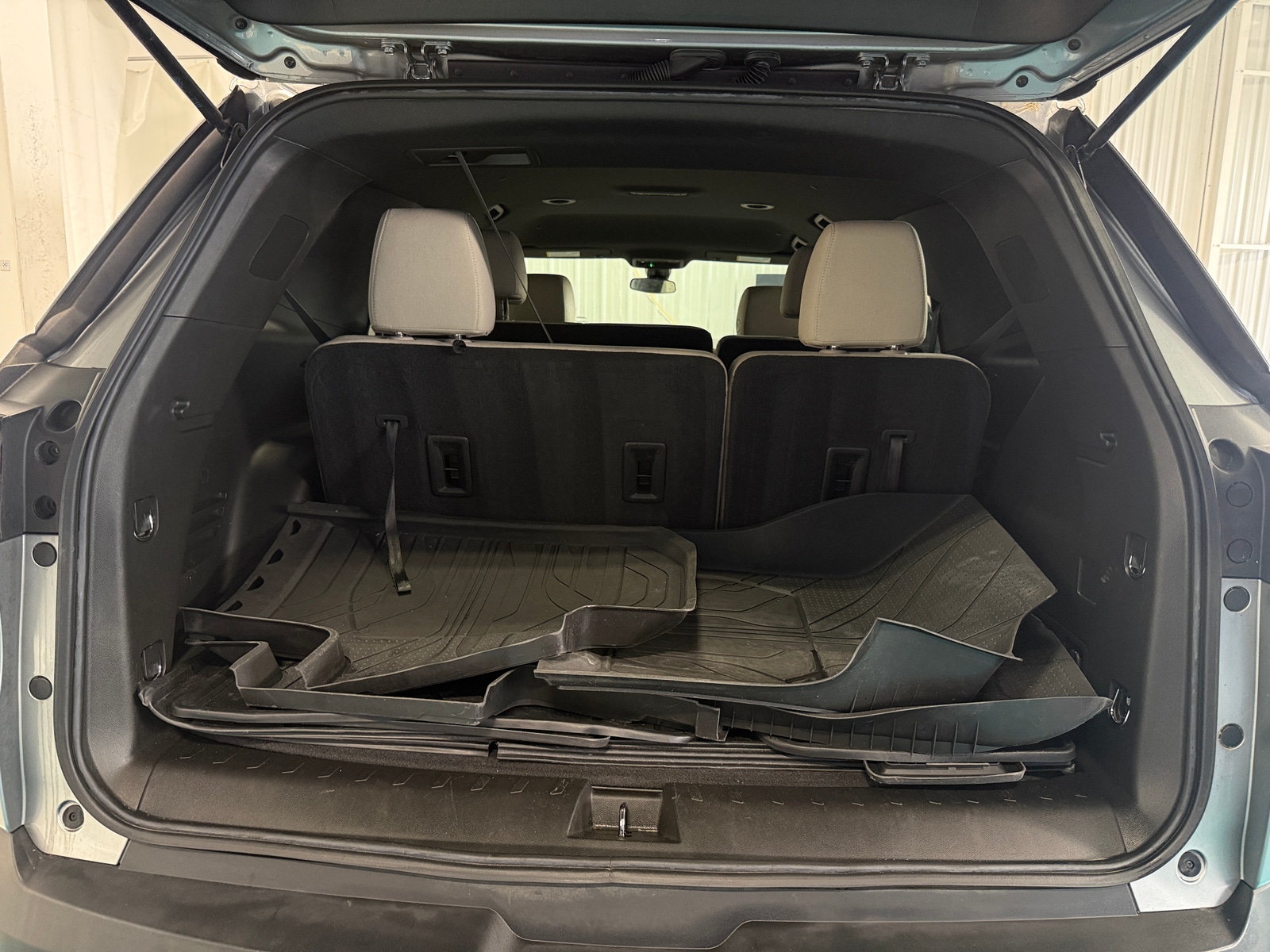 Thumbnail: 2023 Chevrolet Traverse - 7