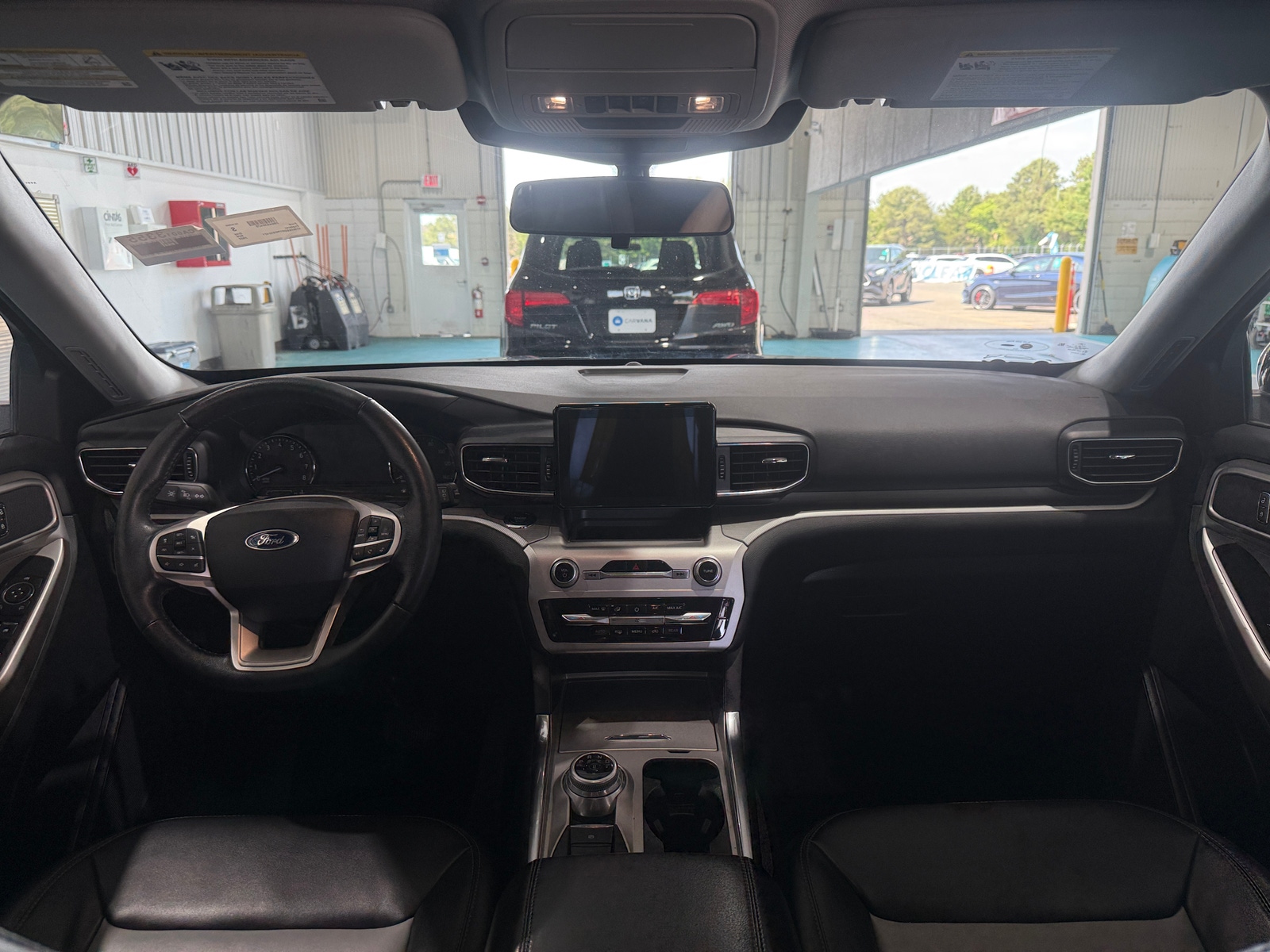 Thumbnail: 2022 Ford Explorer - 3