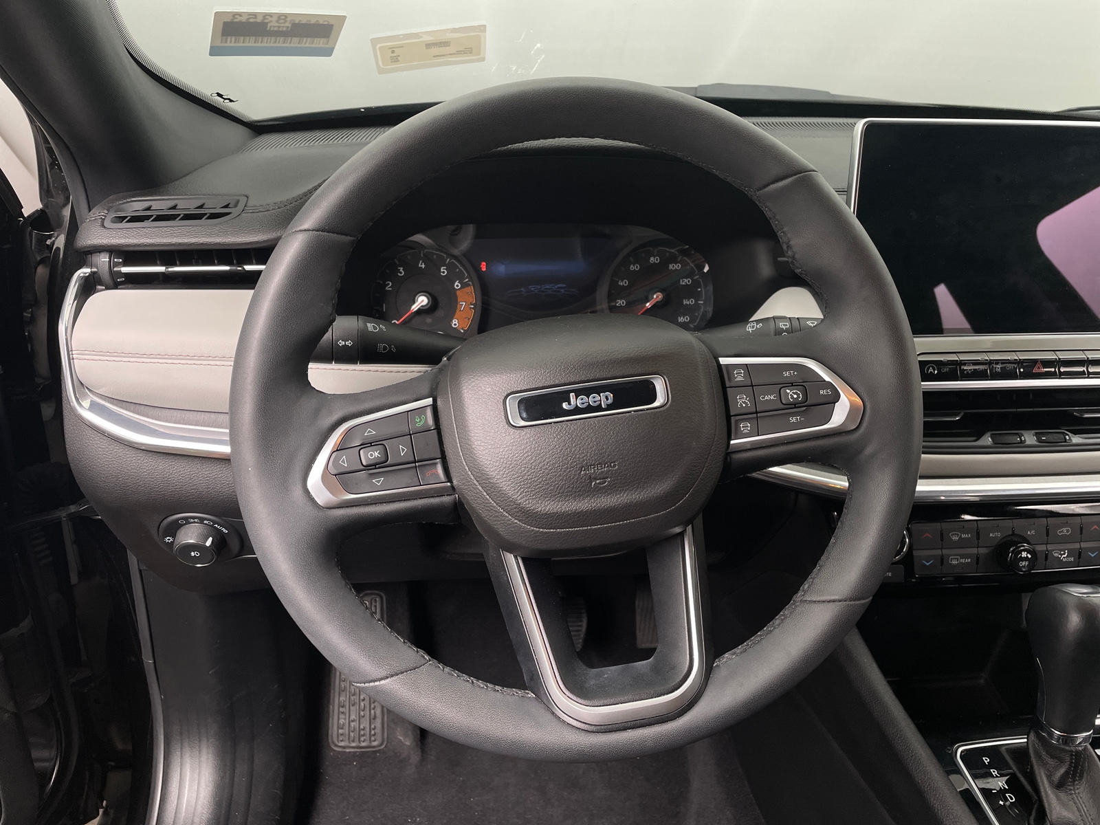 Thumbnail: 2023 Jeep Compass - 4