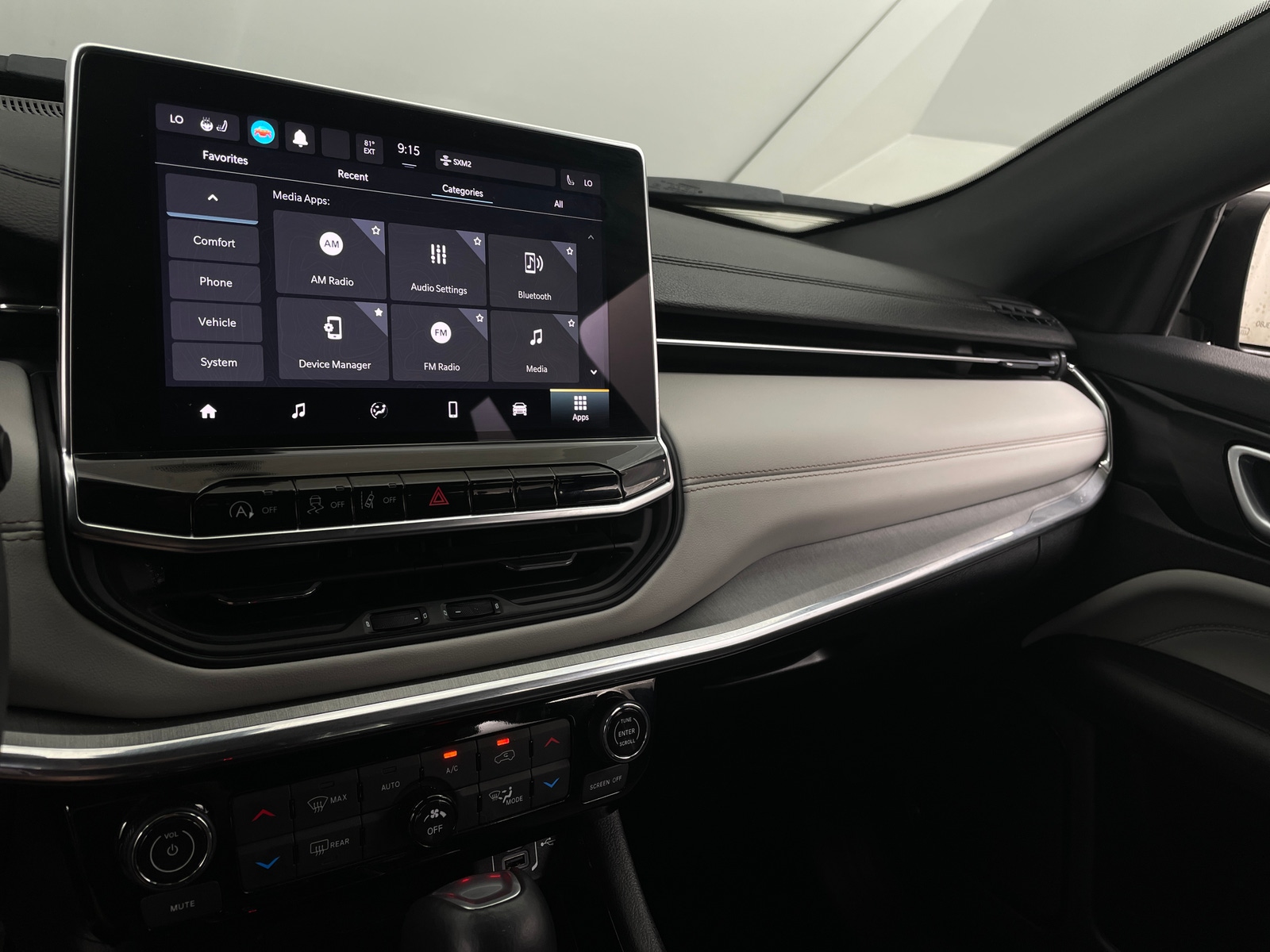 Thumbnail: 2023 Jeep Compass - 3
