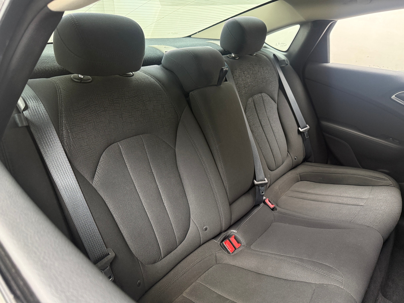 Thumbnail: 2016 Chrysler 200 - 6