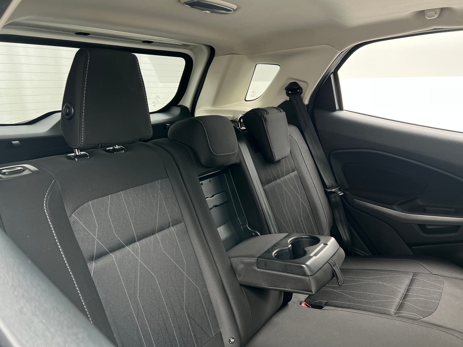 Thumbnail: 2019 Ford EcoSport - 6