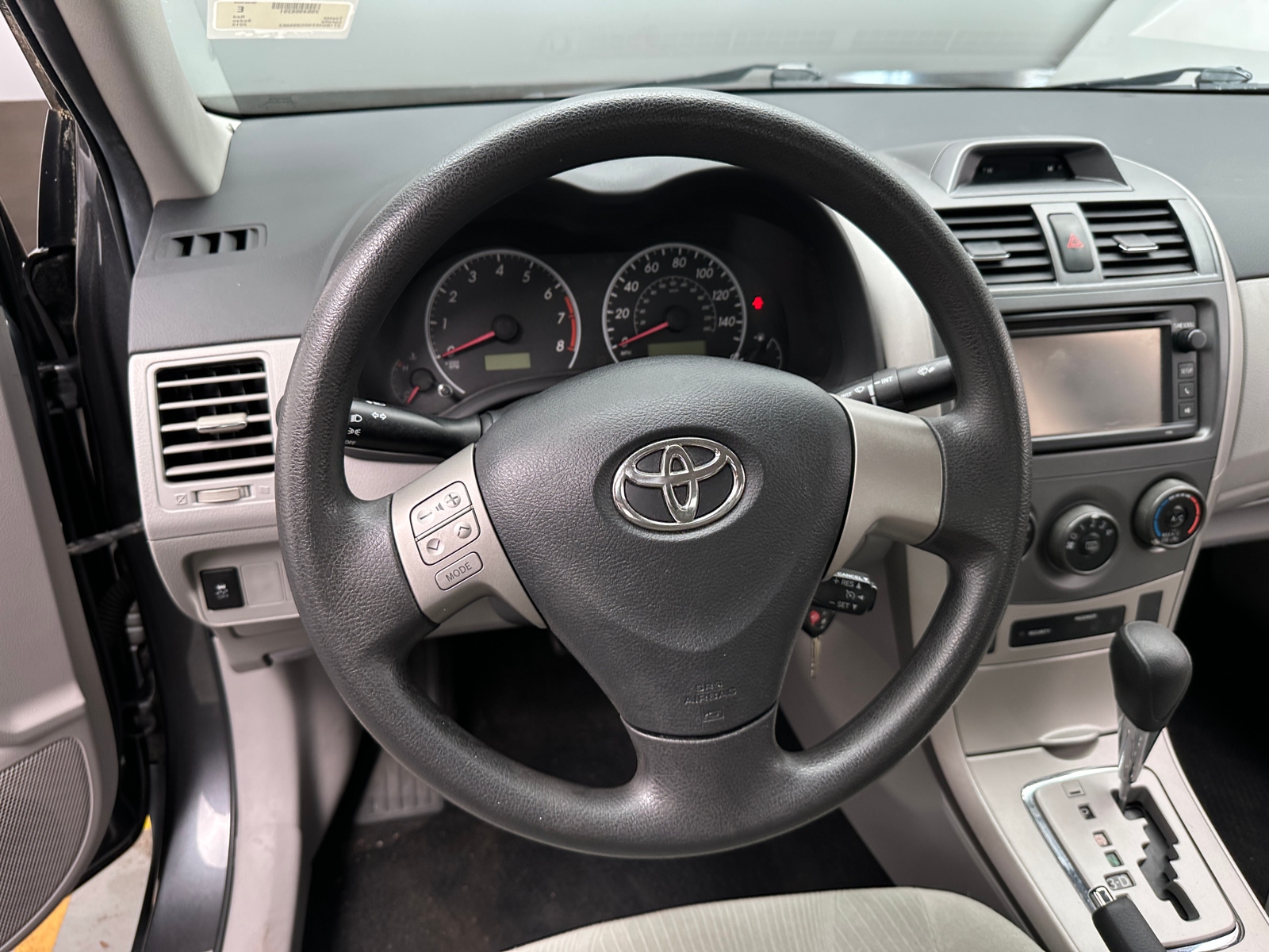 Thumbnail: 2013 Toyota Corolla - 5