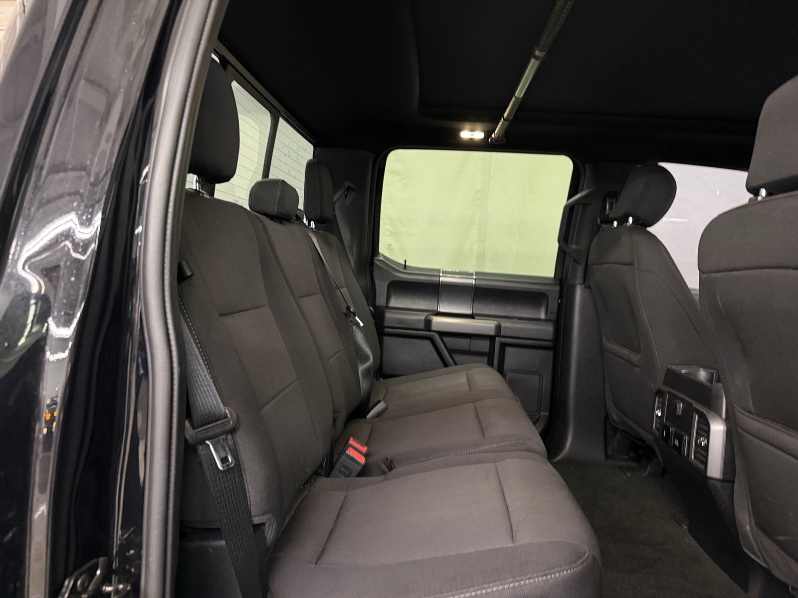 Thumbnail: 2019 Ford Econoline - 6