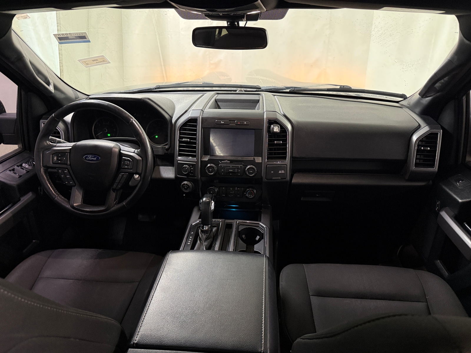 Thumbnail: 2019 Ford Econoline - 3