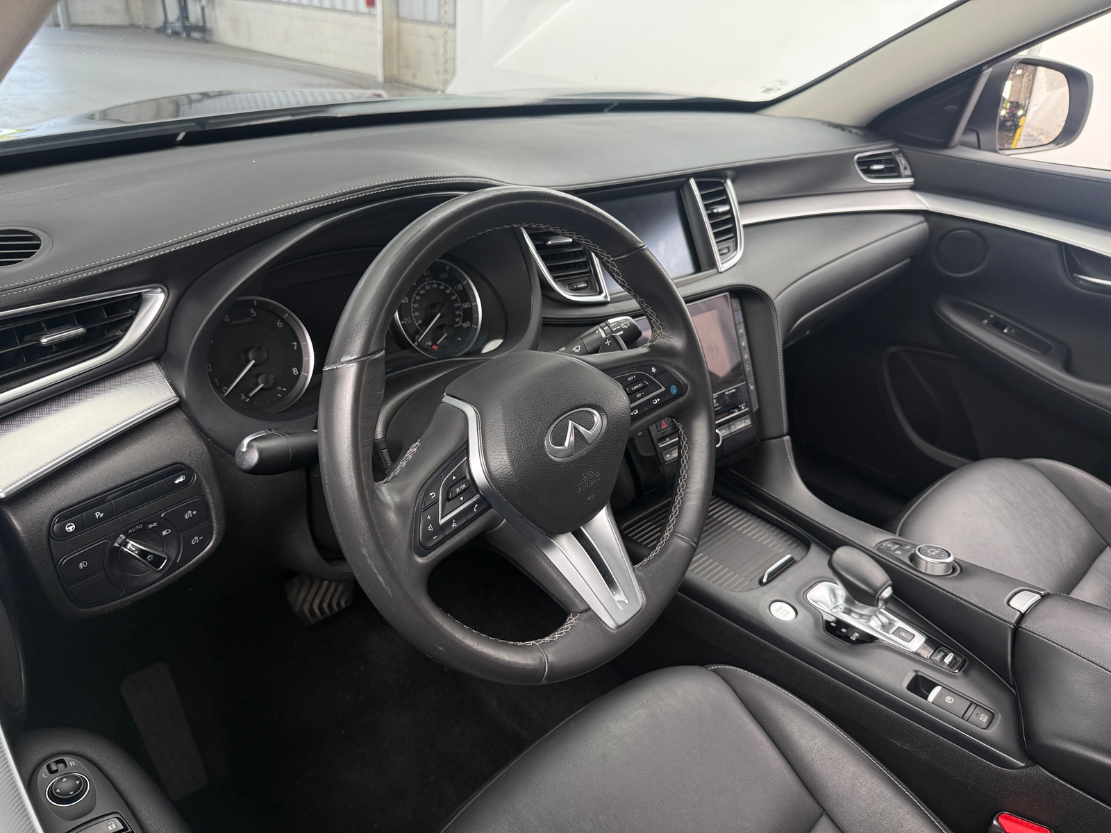 Thumbnail: 2021 INFINITI QX50 - 4