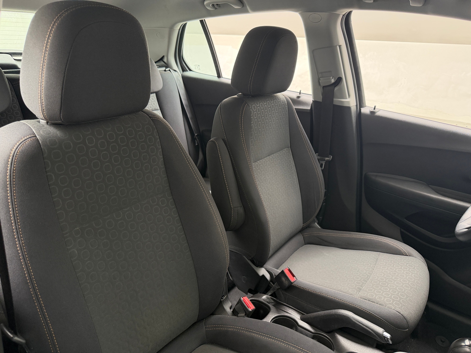 Thumbnail: 2018 Chevrolet Trax - 2