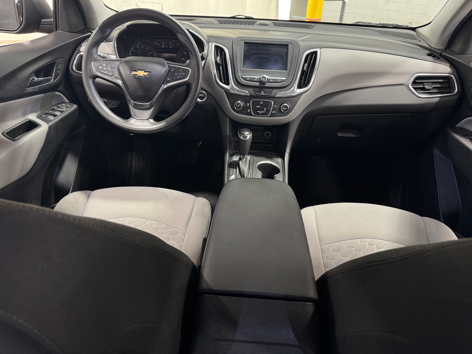 Thumbnail: 2020 Chevrolet Equinox - 3
