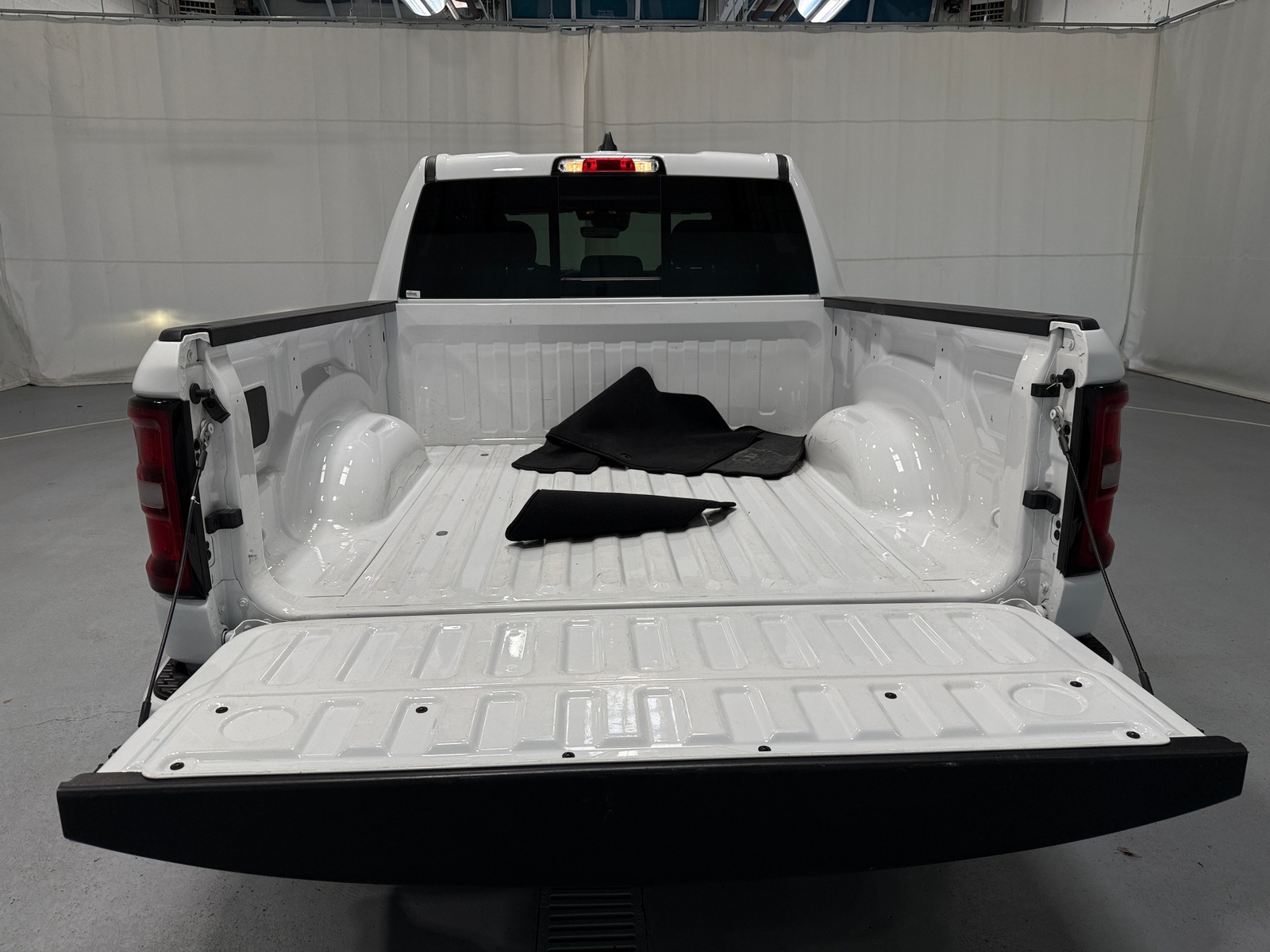 Thumbnail: 2025 RAM 1500 - 7