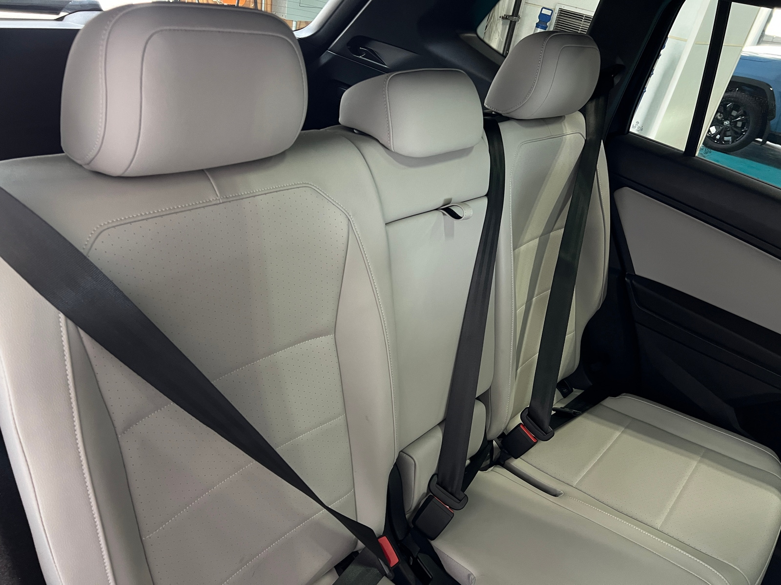 Thumbnail: 2021 Volkswagen Tiguan - 5