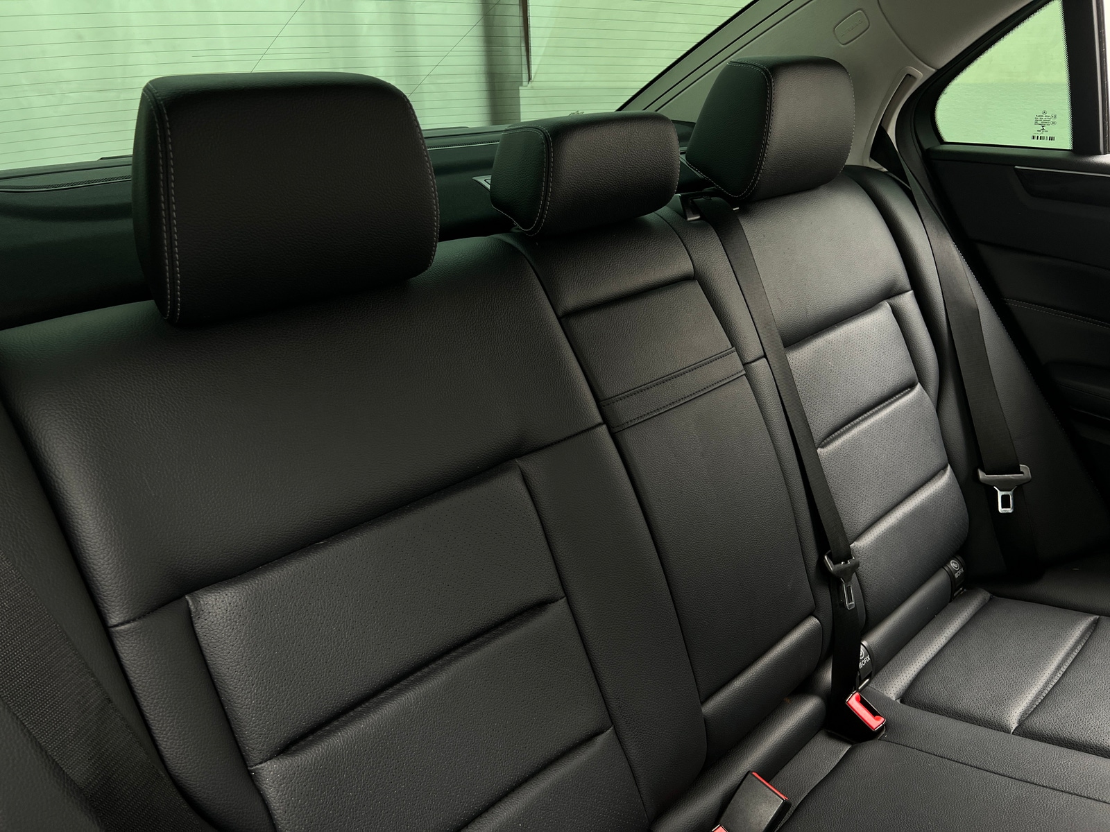 Thumbnail: 2014 Mercedes-Benz E-Class - 6