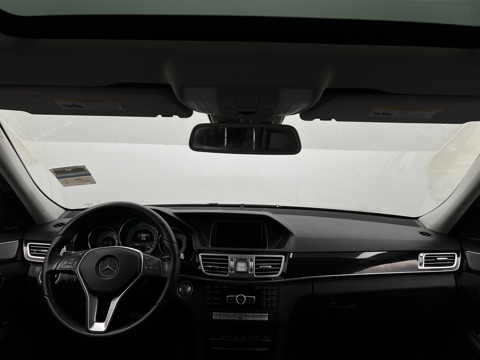 Thumbnail: 2014 Mercedes-Benz E-Class - 3