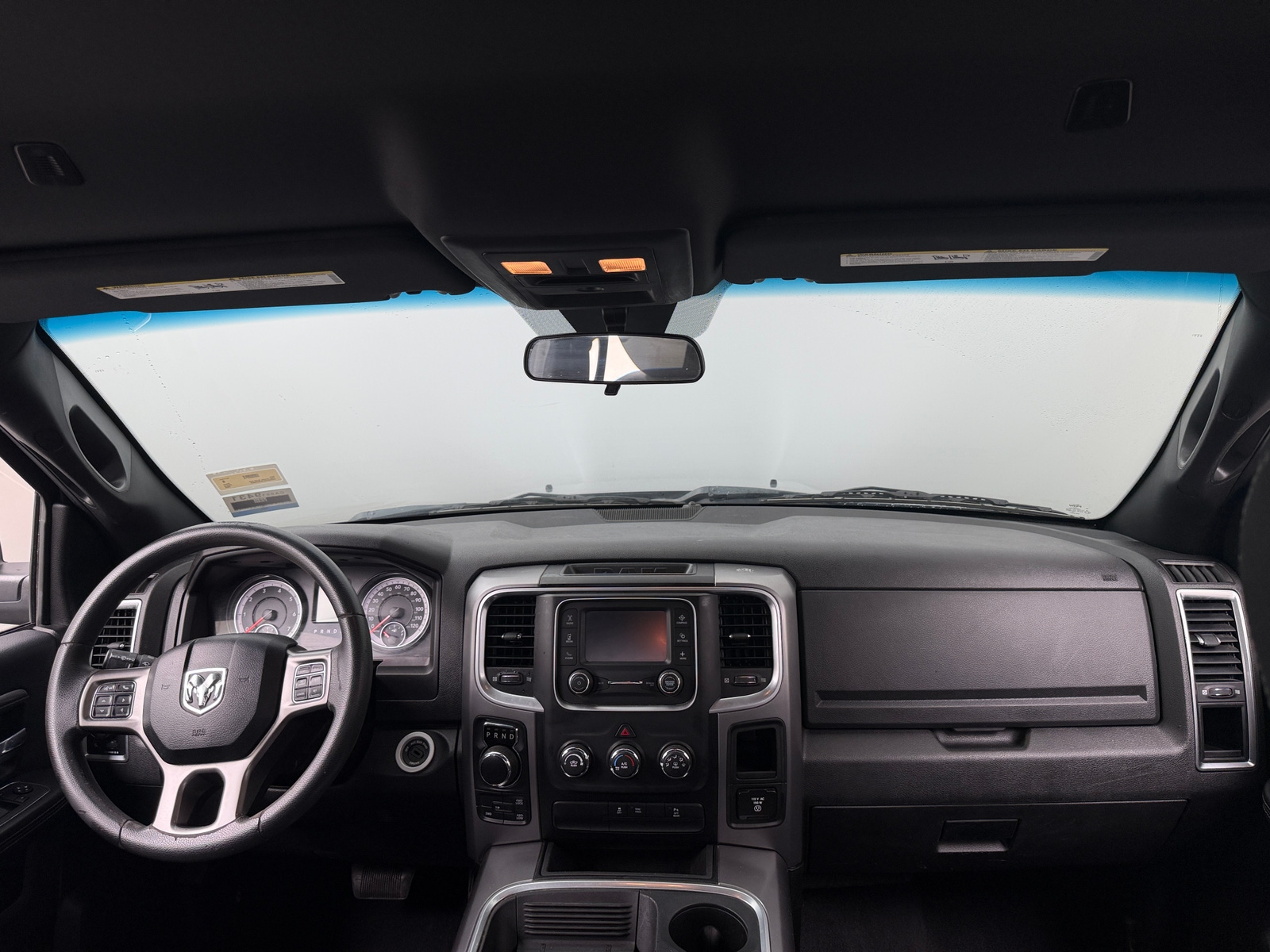 Thumbnail: 2022 RAM 1500 Classic - 3