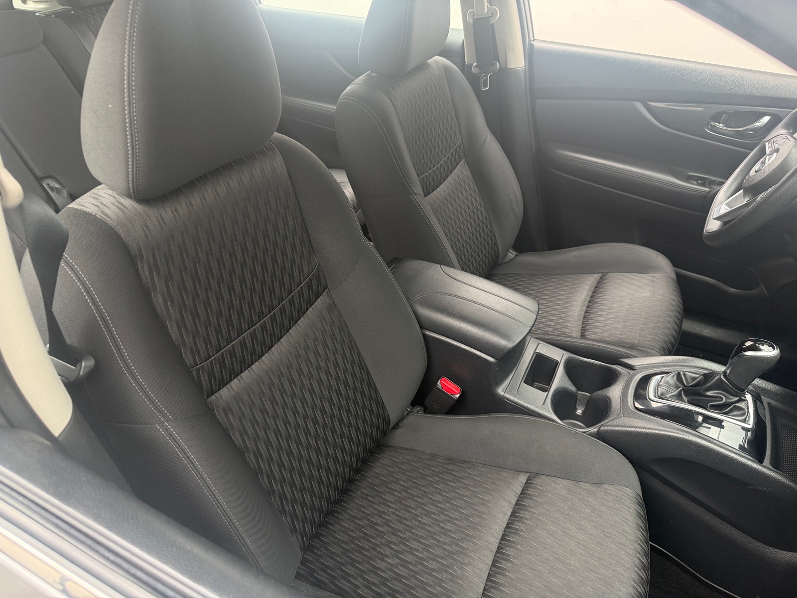Thumbnail: 2018 Nissan Rogue - 2