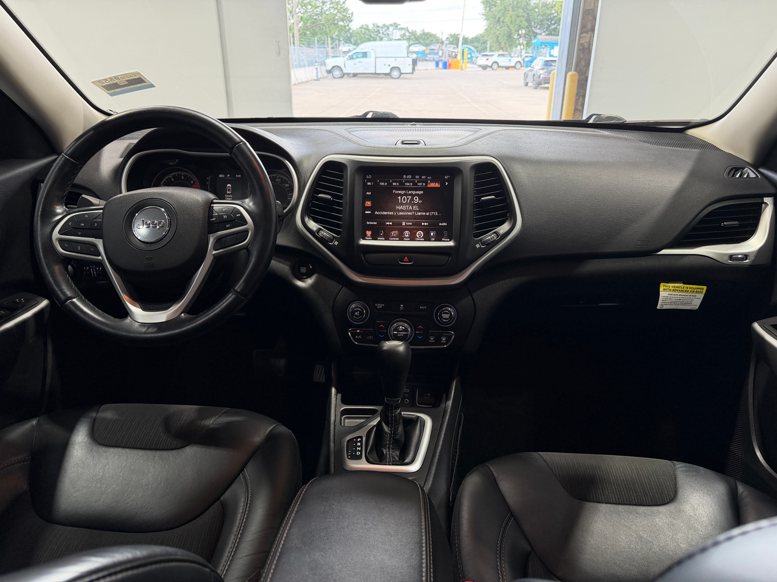 Thumbnail: 2018 Jeep Cherokee - 3