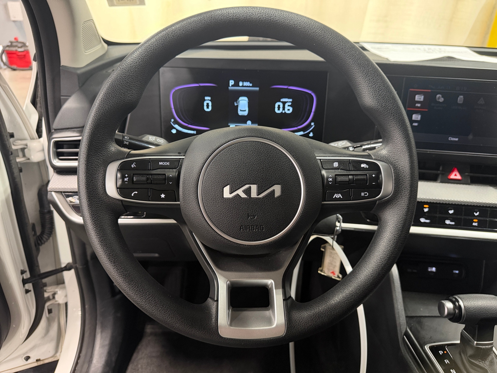 Thumbnail: 2025 Kia Sportage - 5
