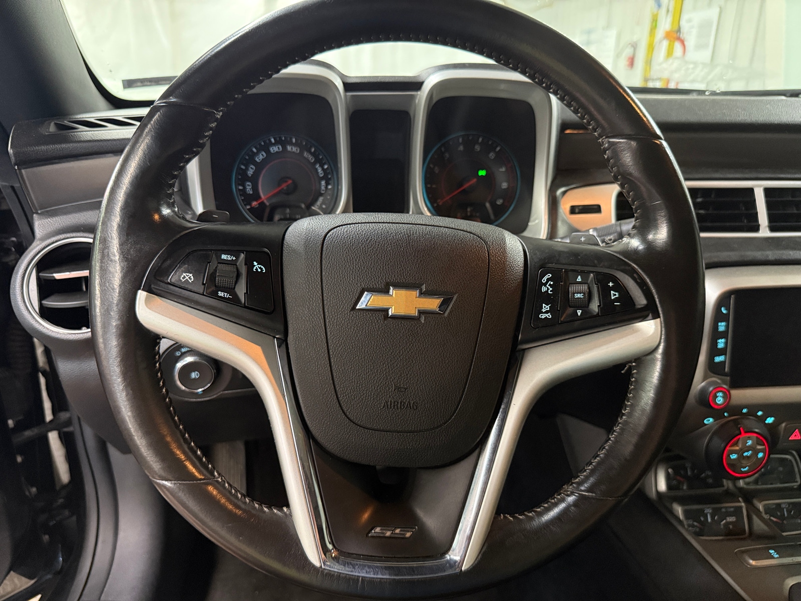 Thumbnail: 2015 Chevrolet Camaro - 3