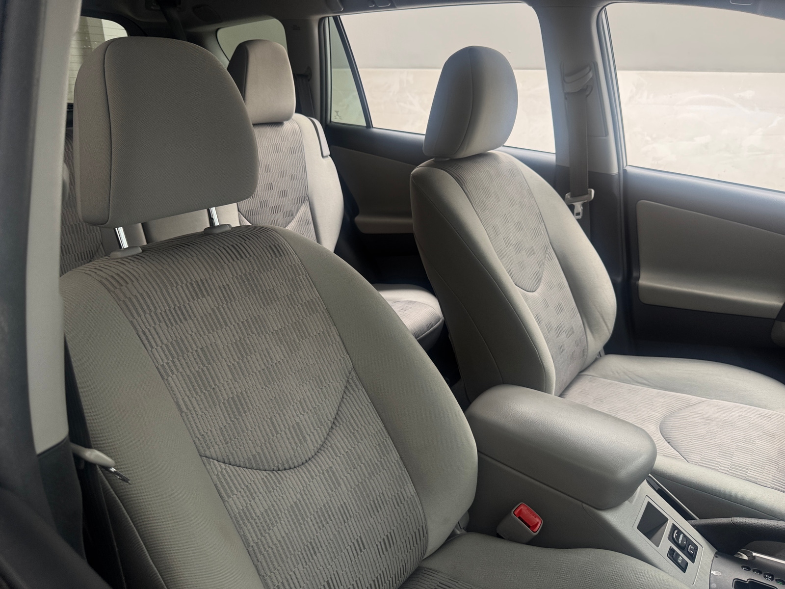 Thumbnail: 2011 Toyota RAV4 - 2
