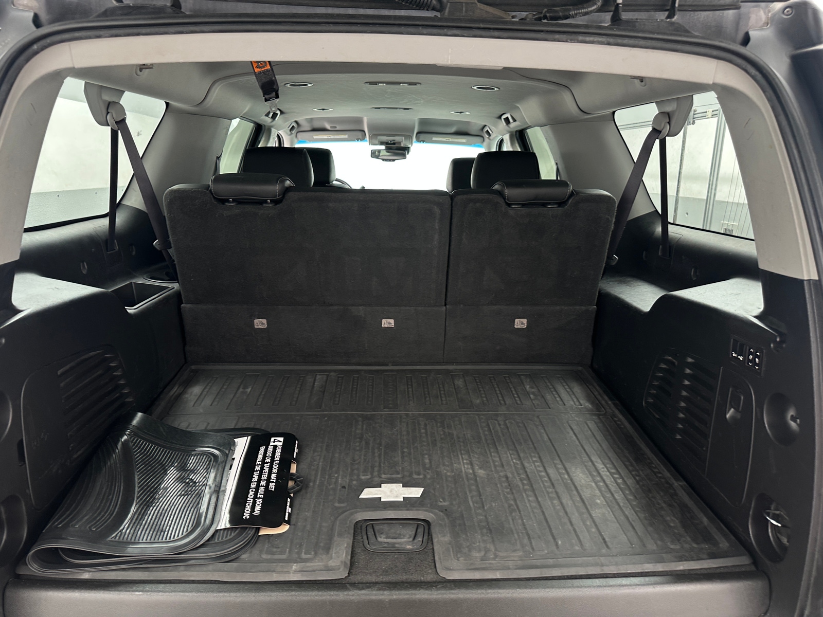 Thumbnail: 2017 Chevrolet Suburban - 6