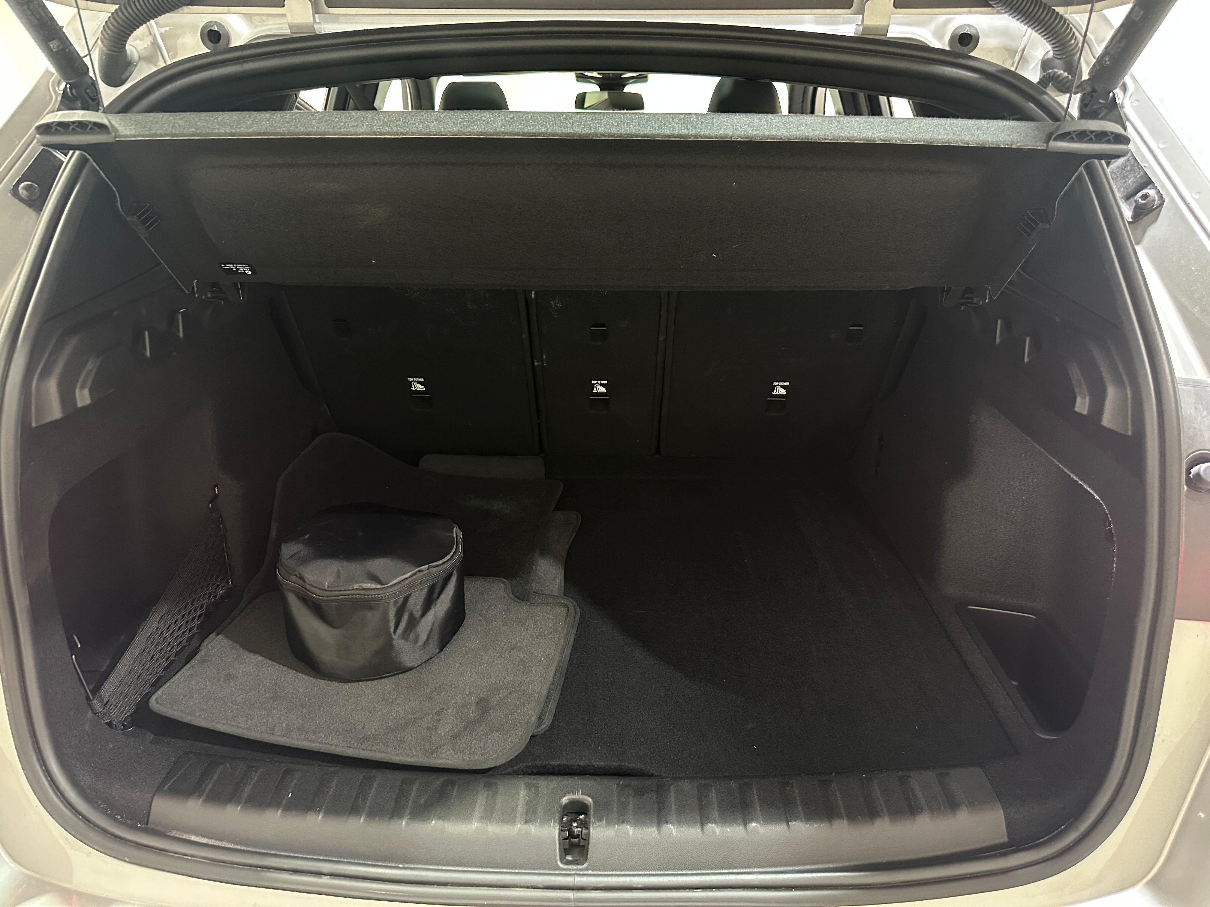 2026 BMW X1 28i - Photo 4