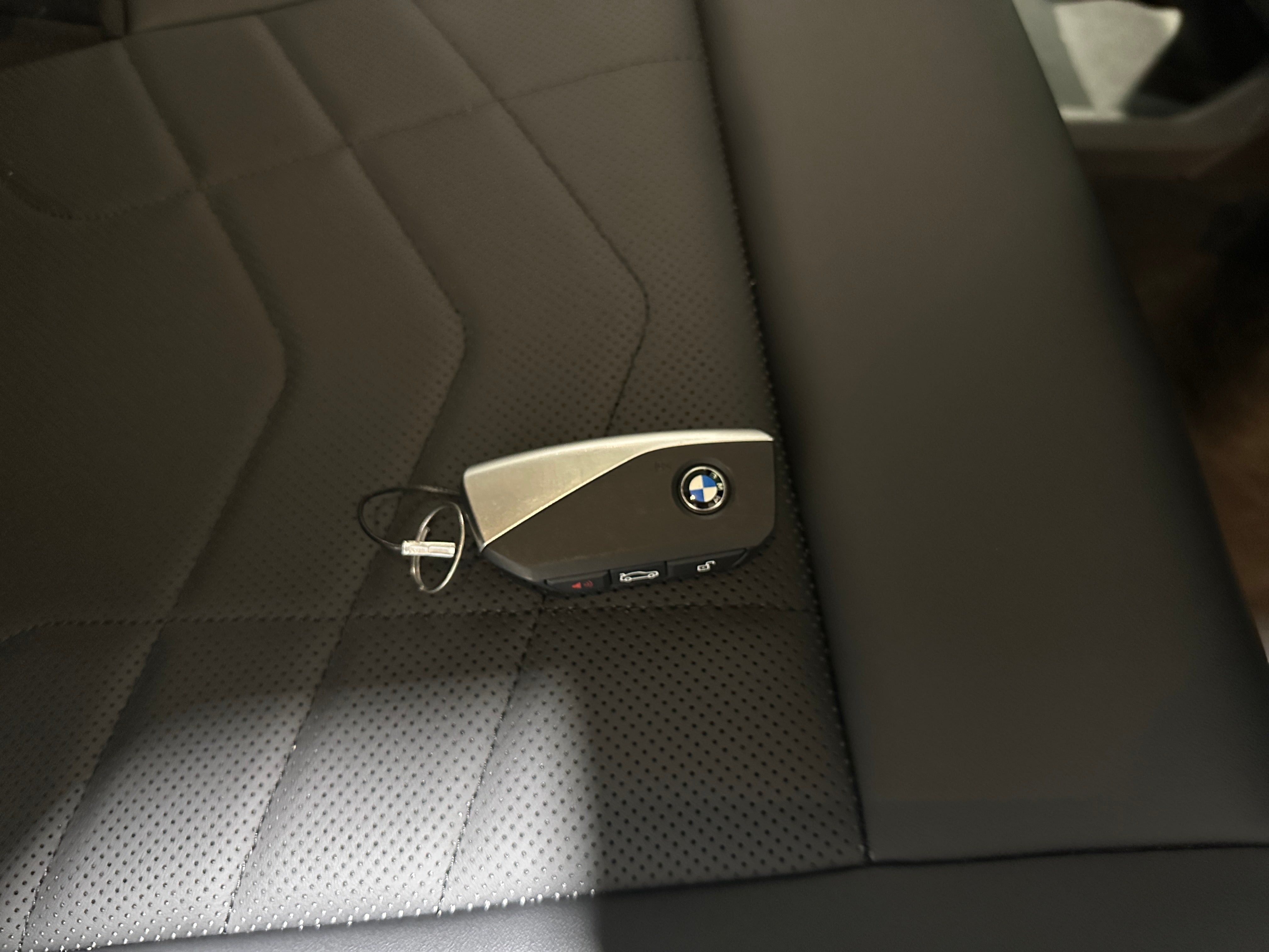 2026 BMW X1 28i - Photo 15