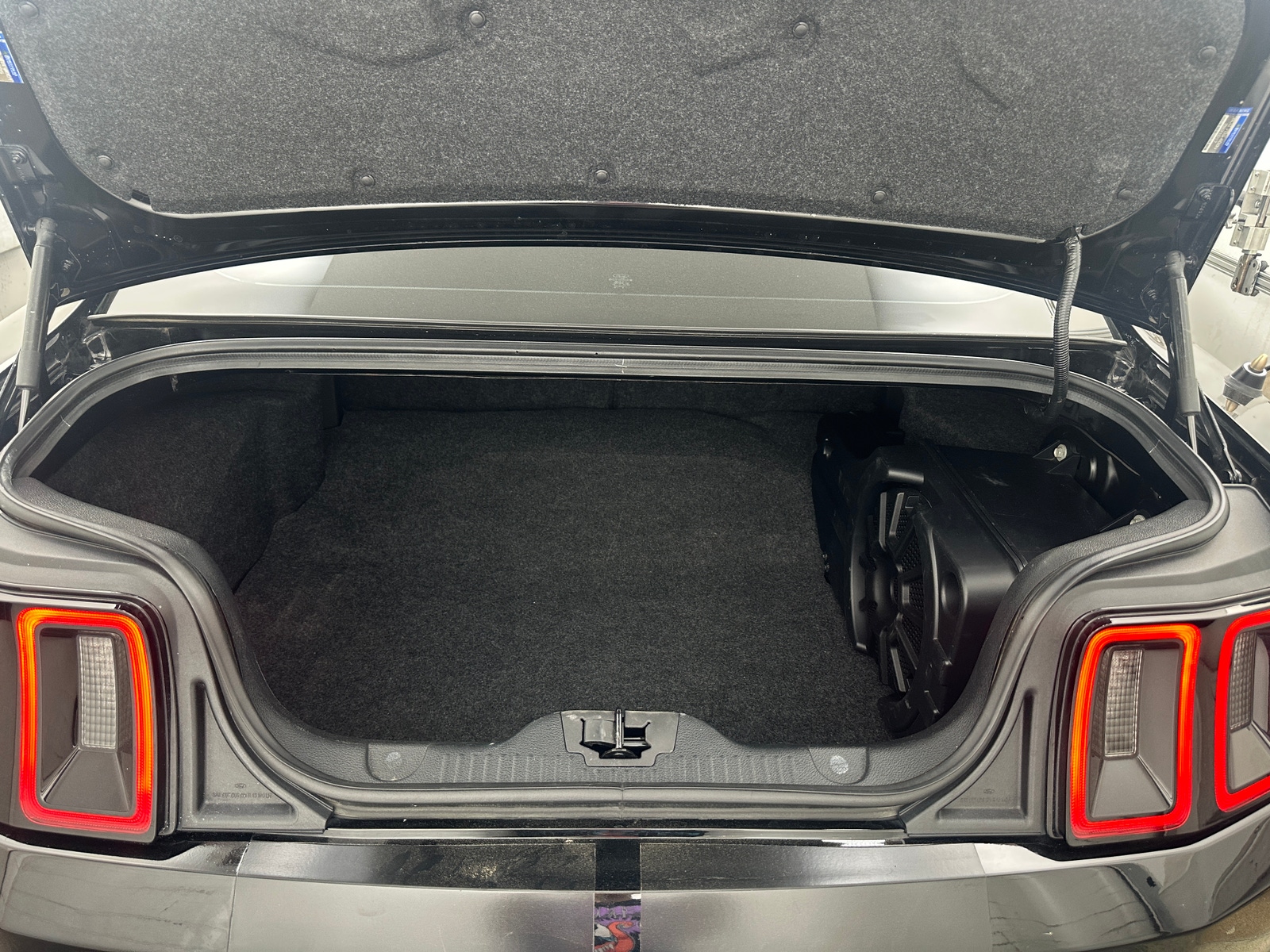 Thumbnail: 2013 Ford Mustang - 4