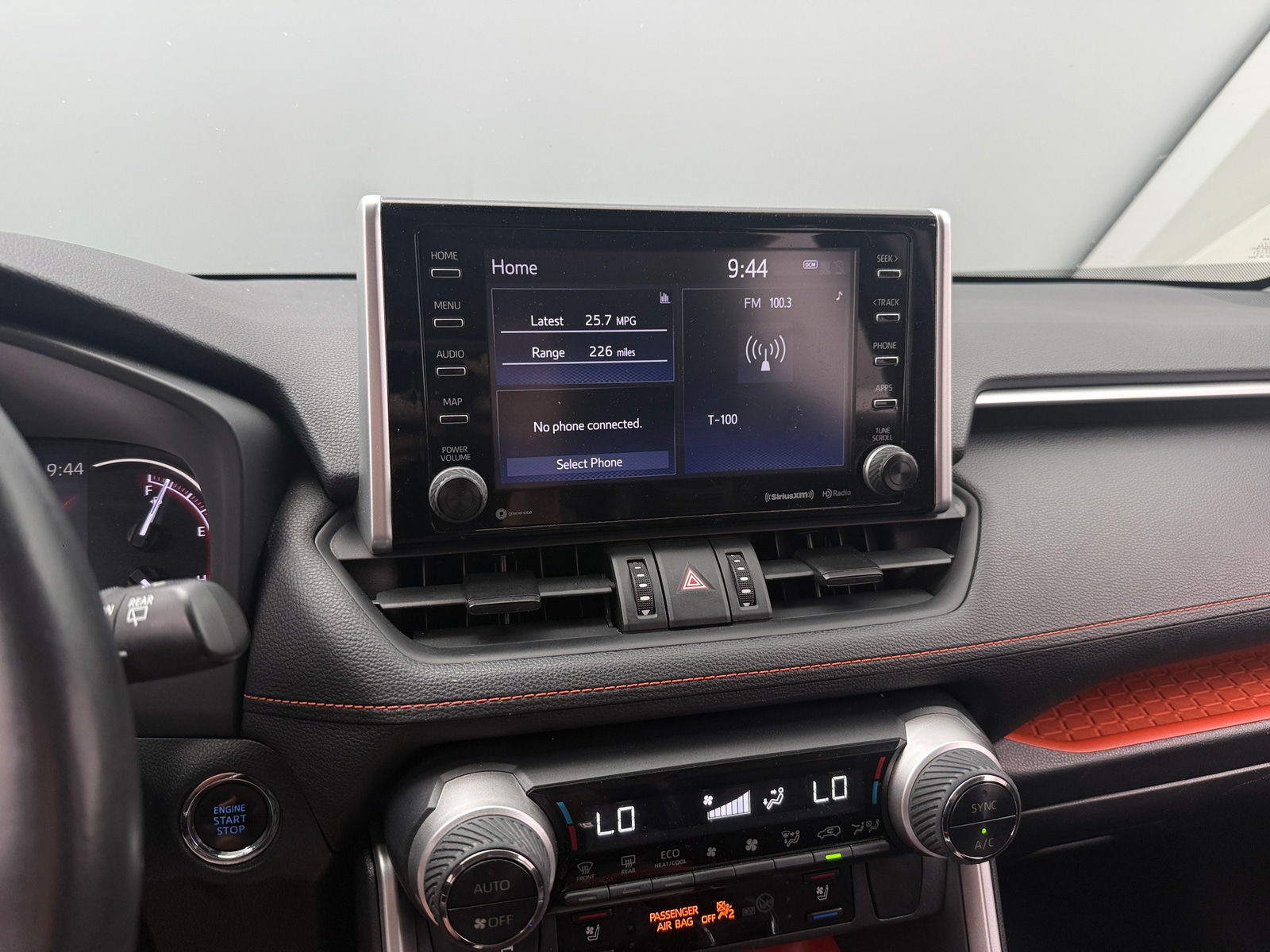 Thumbnail: 2019 Toyota RAV4 - 4
