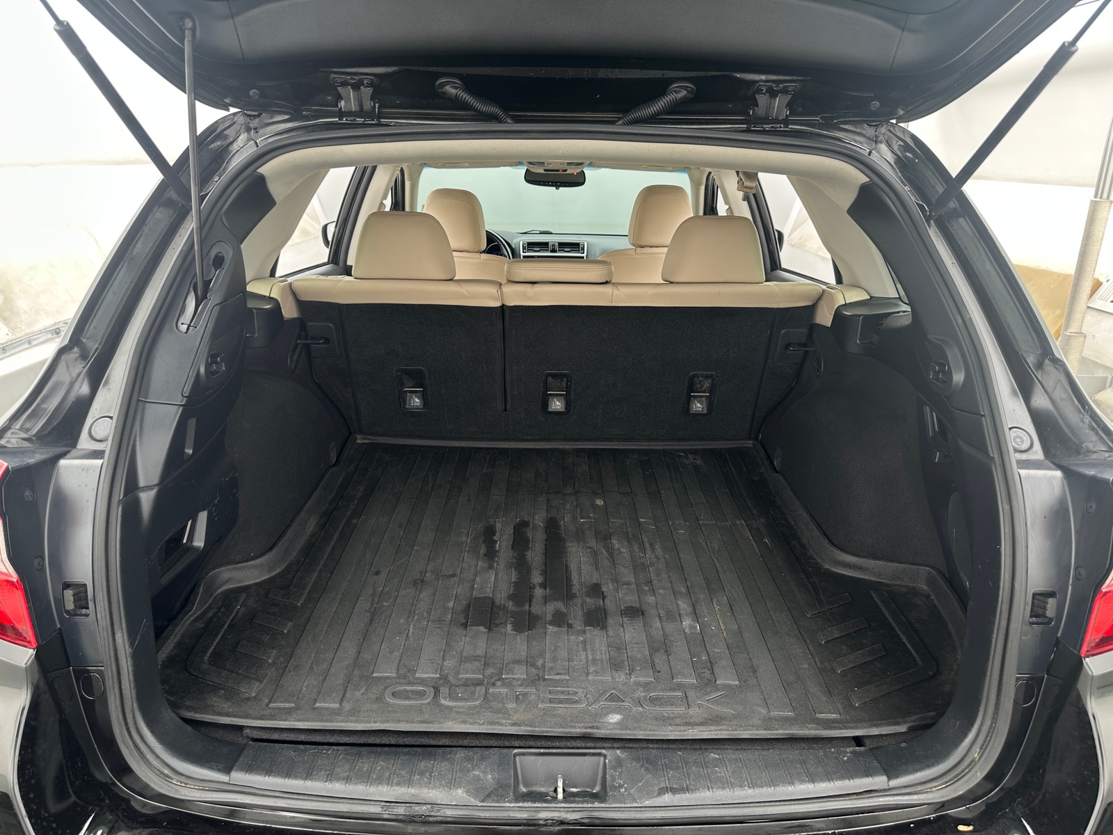Thumbnail: 2018 Subaru Outback - 6