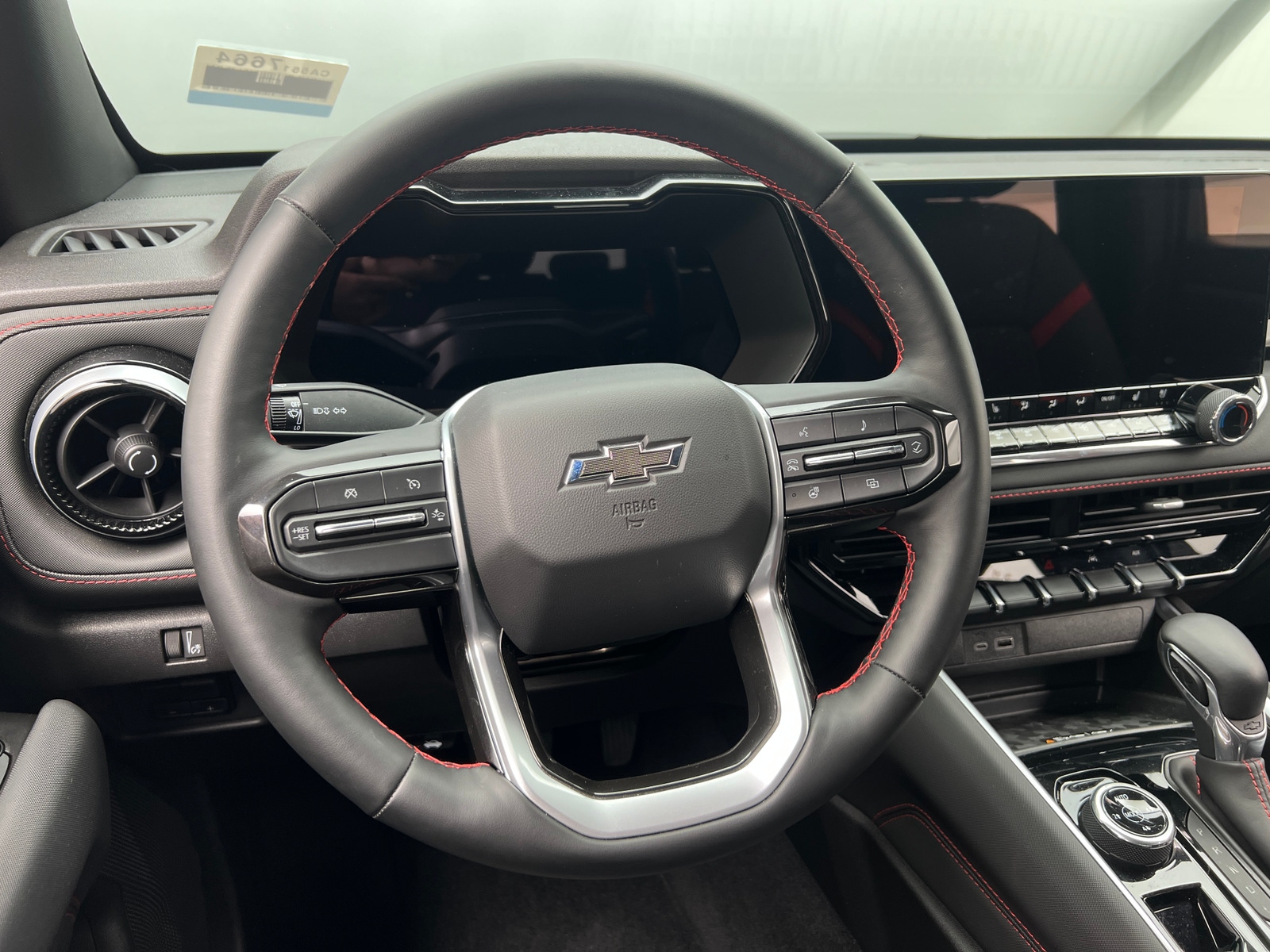 Thumbnail: 2025 Chevrolet Colorado - 5