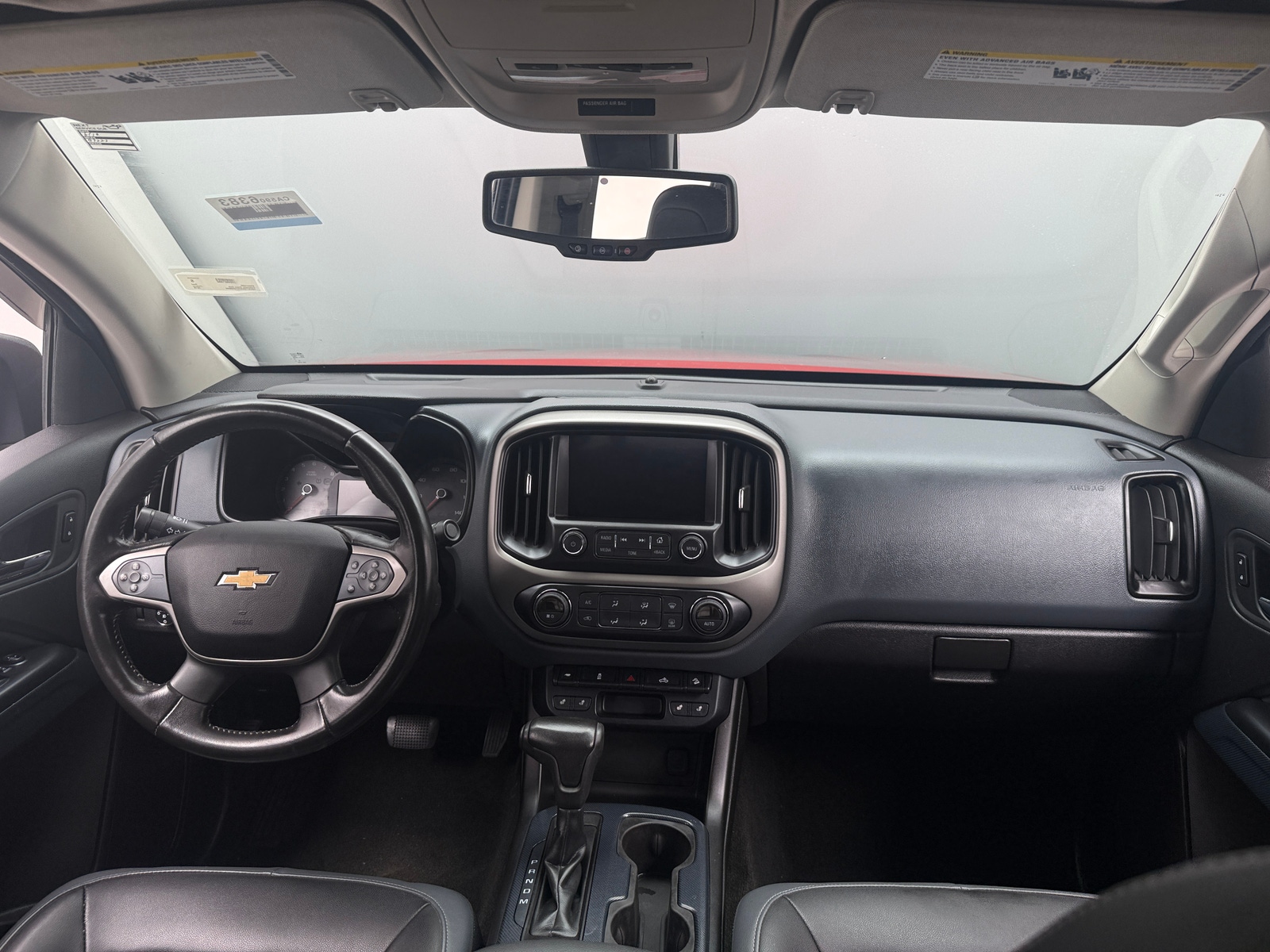 Thumbnail: 2016 Chevrolet Colorado - 3