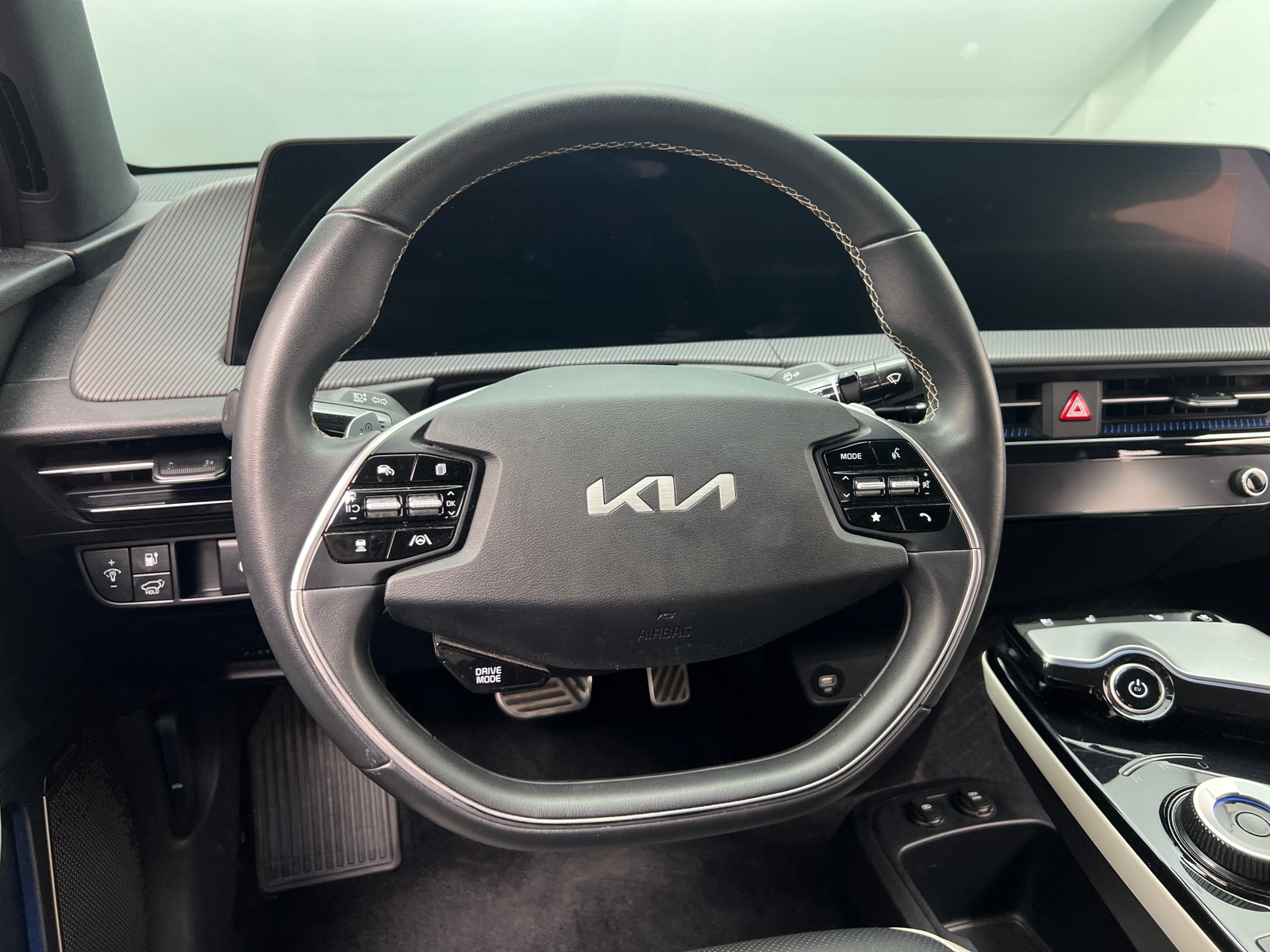 Thumbnail: 2023 Kia EV6 - 4