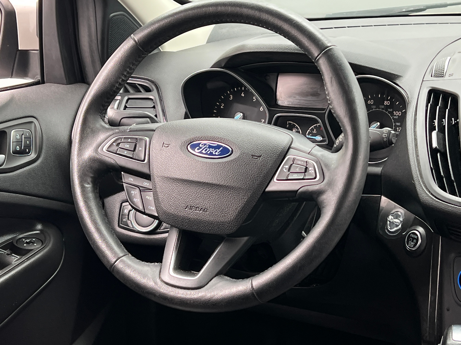 Thumbnail: 2019 Ford Escape - 4