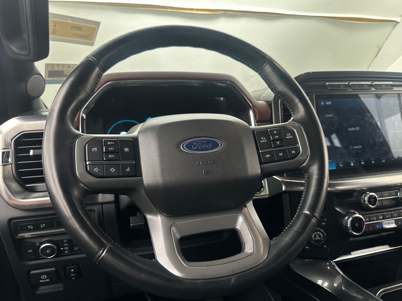 Thumbnail: 2022 Ford Econoline - 4