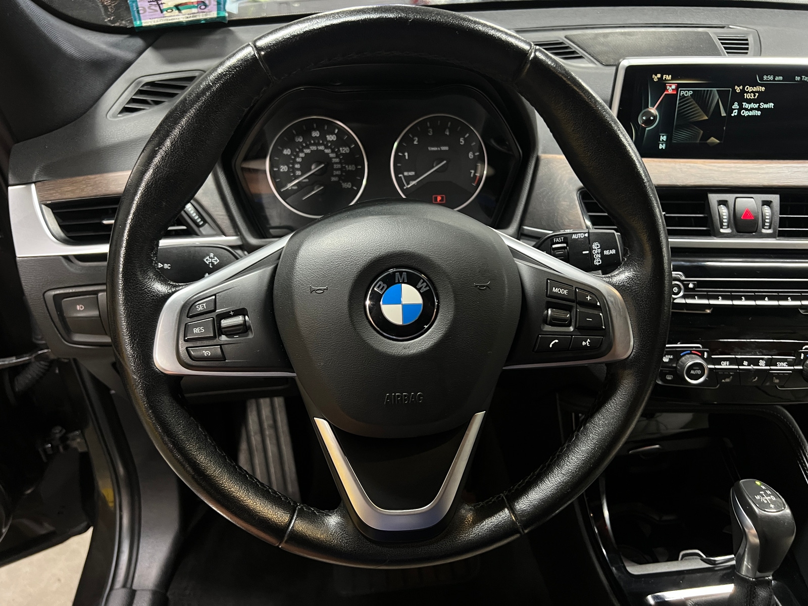 Thumbnail: 2016 BMW X1 - 4
