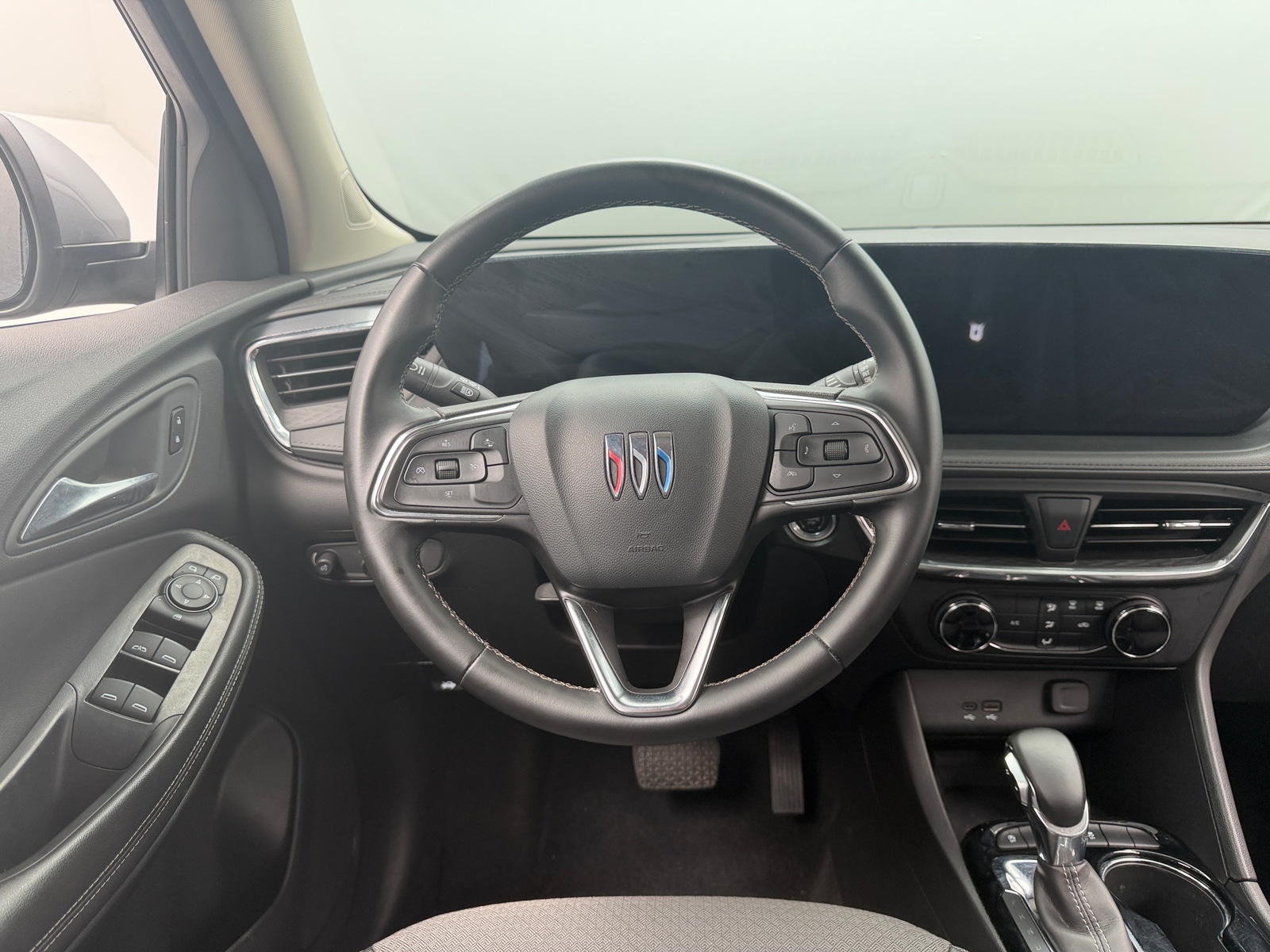 Thumbnail: 2025 Buick Encore GX - 4