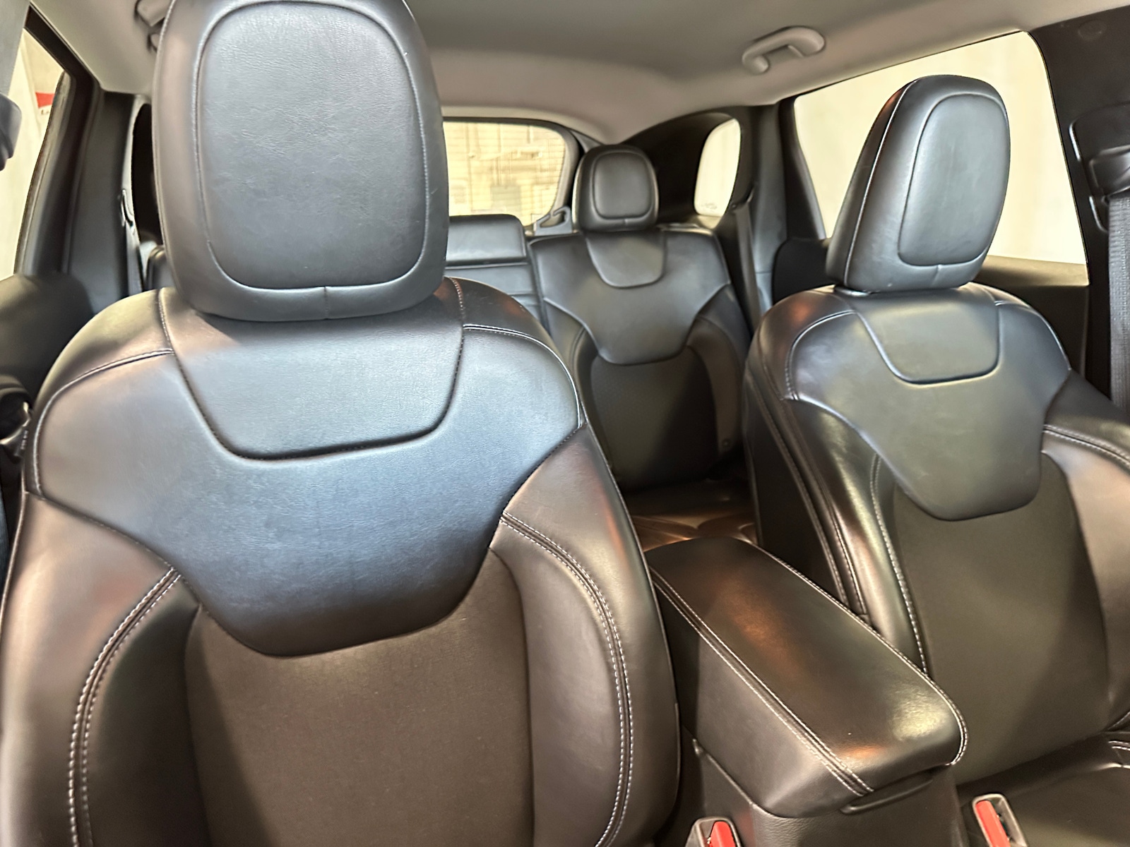 Thumbnail: 2019 Jeep Cherokee - 2