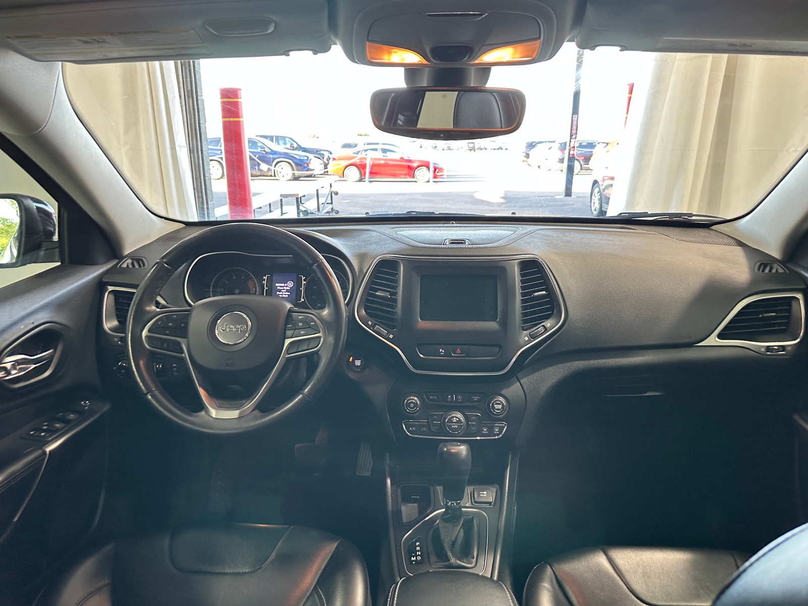 Thumbnail: 2019 Jeep Cherokee - 3