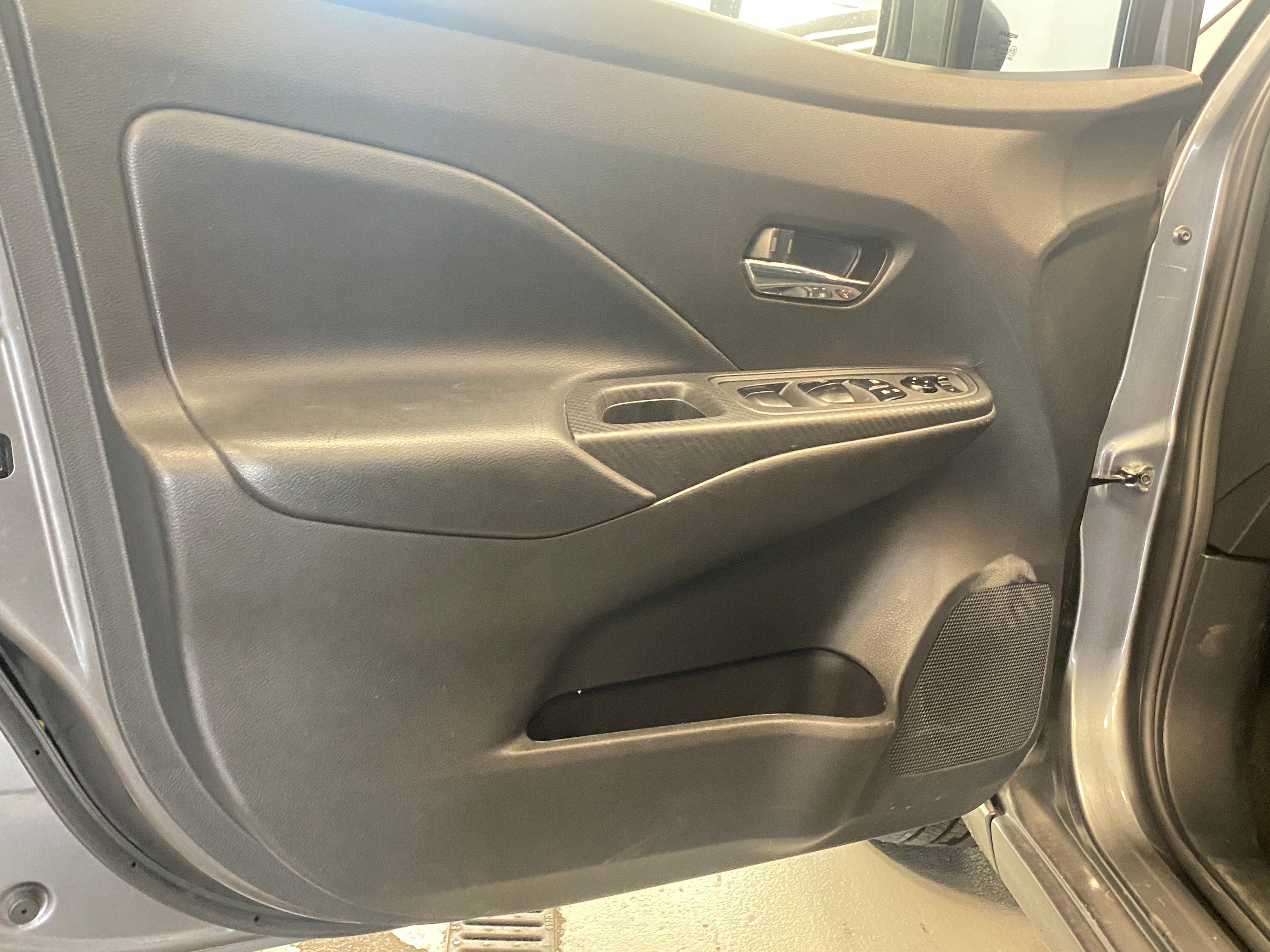 Used 2025 Nissan Versa Sedan SV with VIN 3N1CN8EV1SL840363 for sale in Auburn, WA