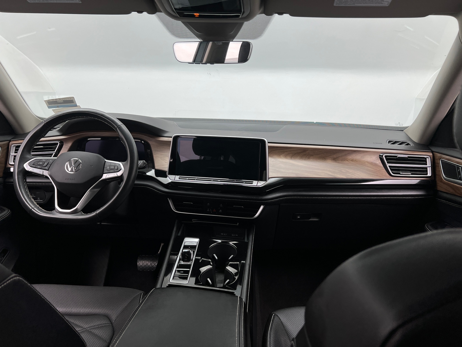 Thumbnail: 2024 Volkswagen Atlas - 2