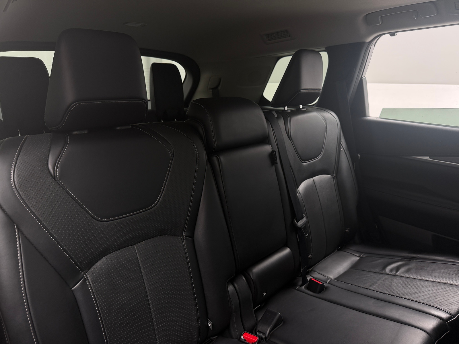 Thumbnail: 2023 INFINITI QX60 - 5