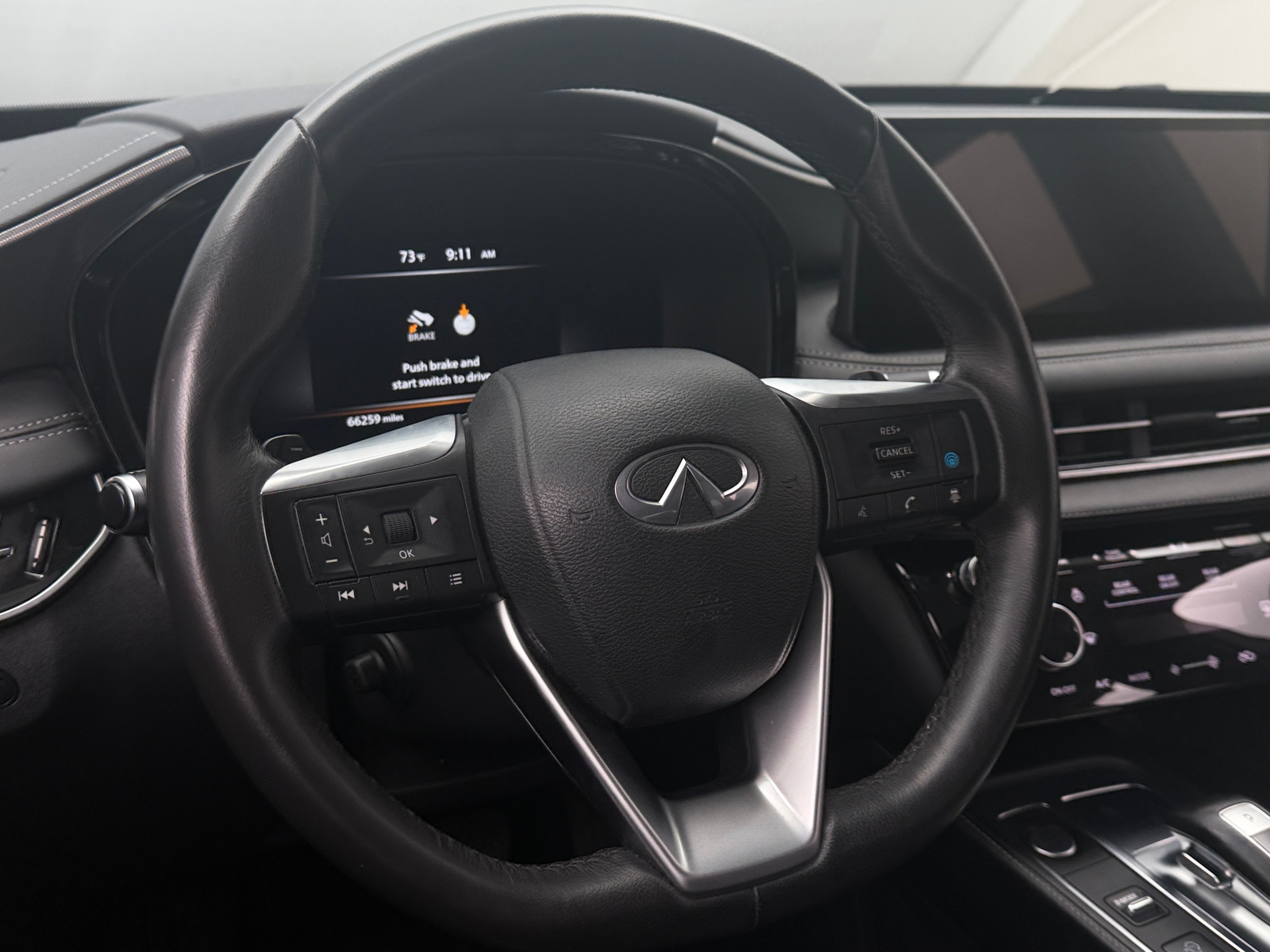Thumbnail: 2023 INFINITI QX60 - 4