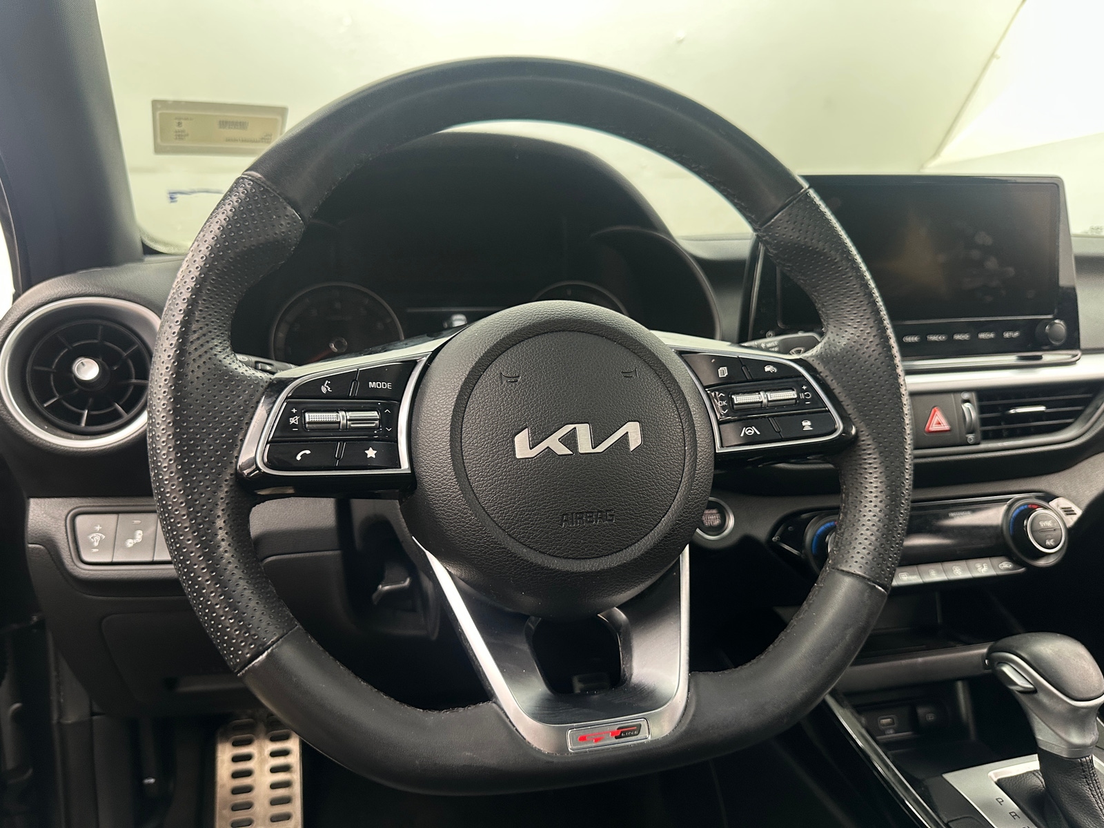 Thumbnail: 2024 Kia Forte - 5