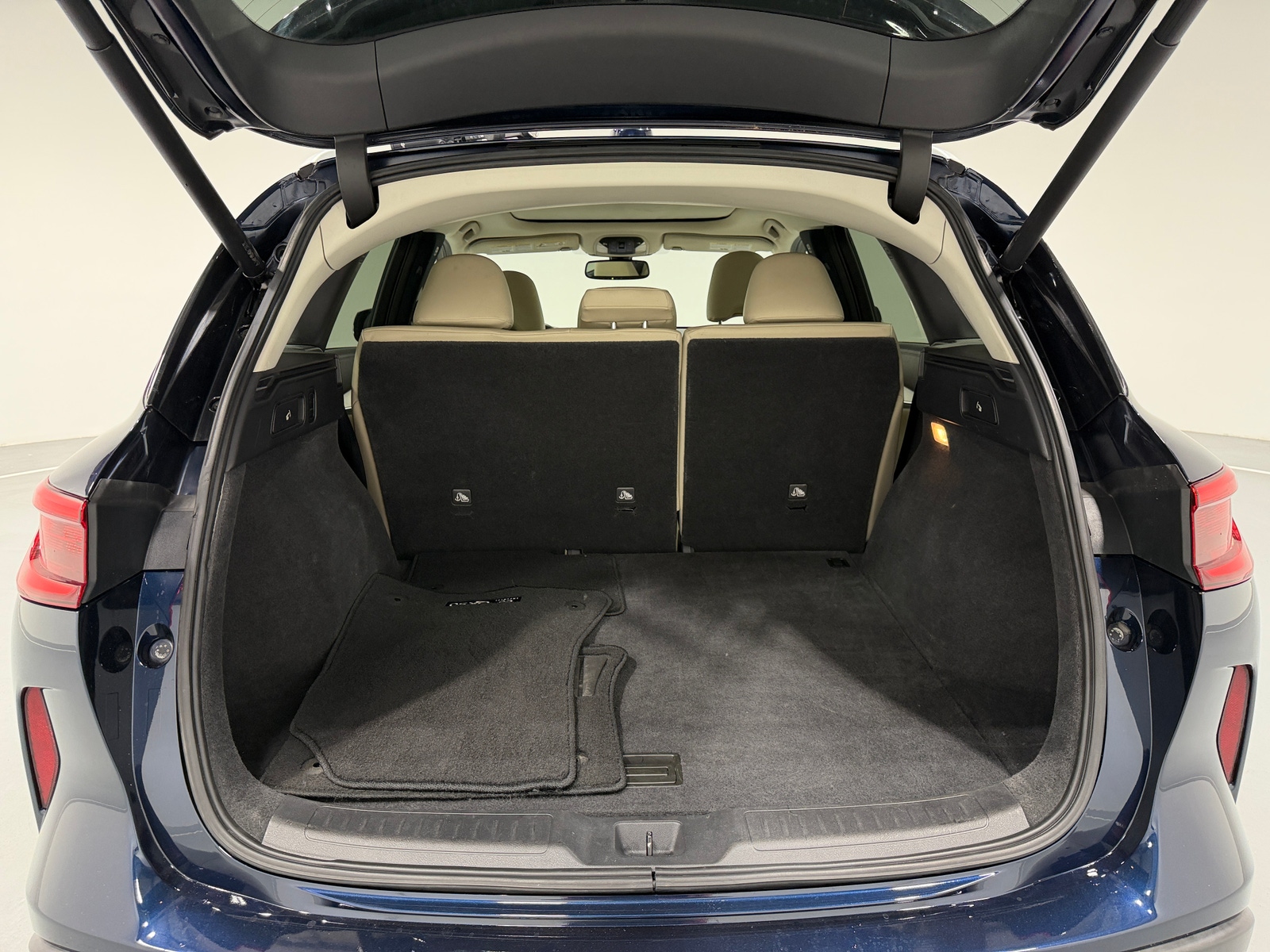 Thumbnail: 2019 INFINITI QX50 - 6